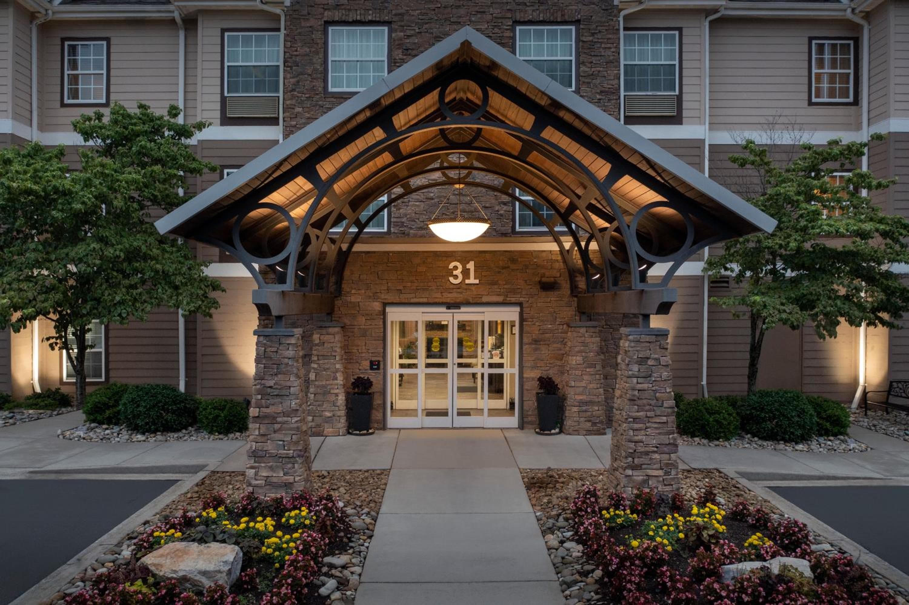 Staybridge Suites Greenville I-85 Woodruff Road by IHG, Greenville