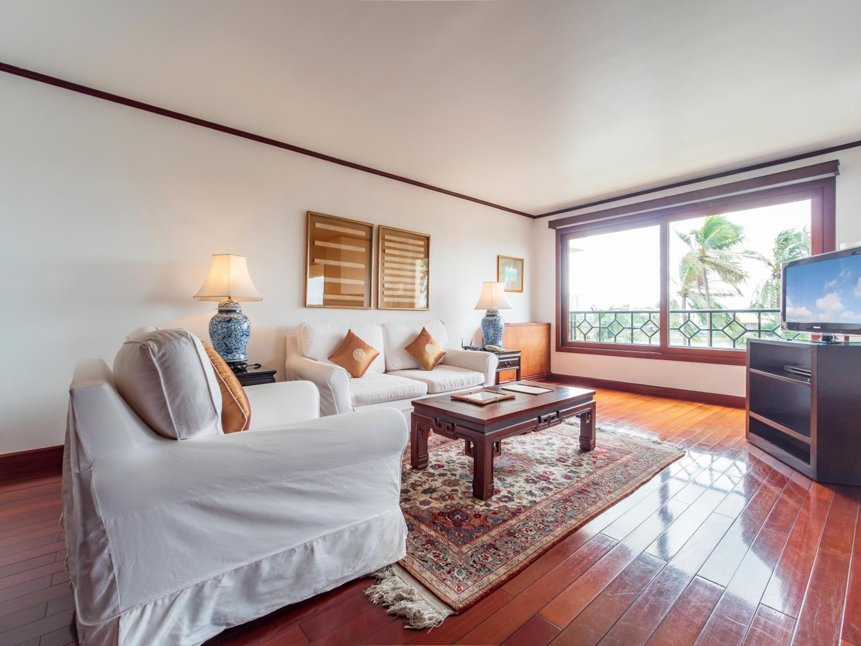 Saigon Domaine Luxury Residences, Ho Chi Minh City, photo 2