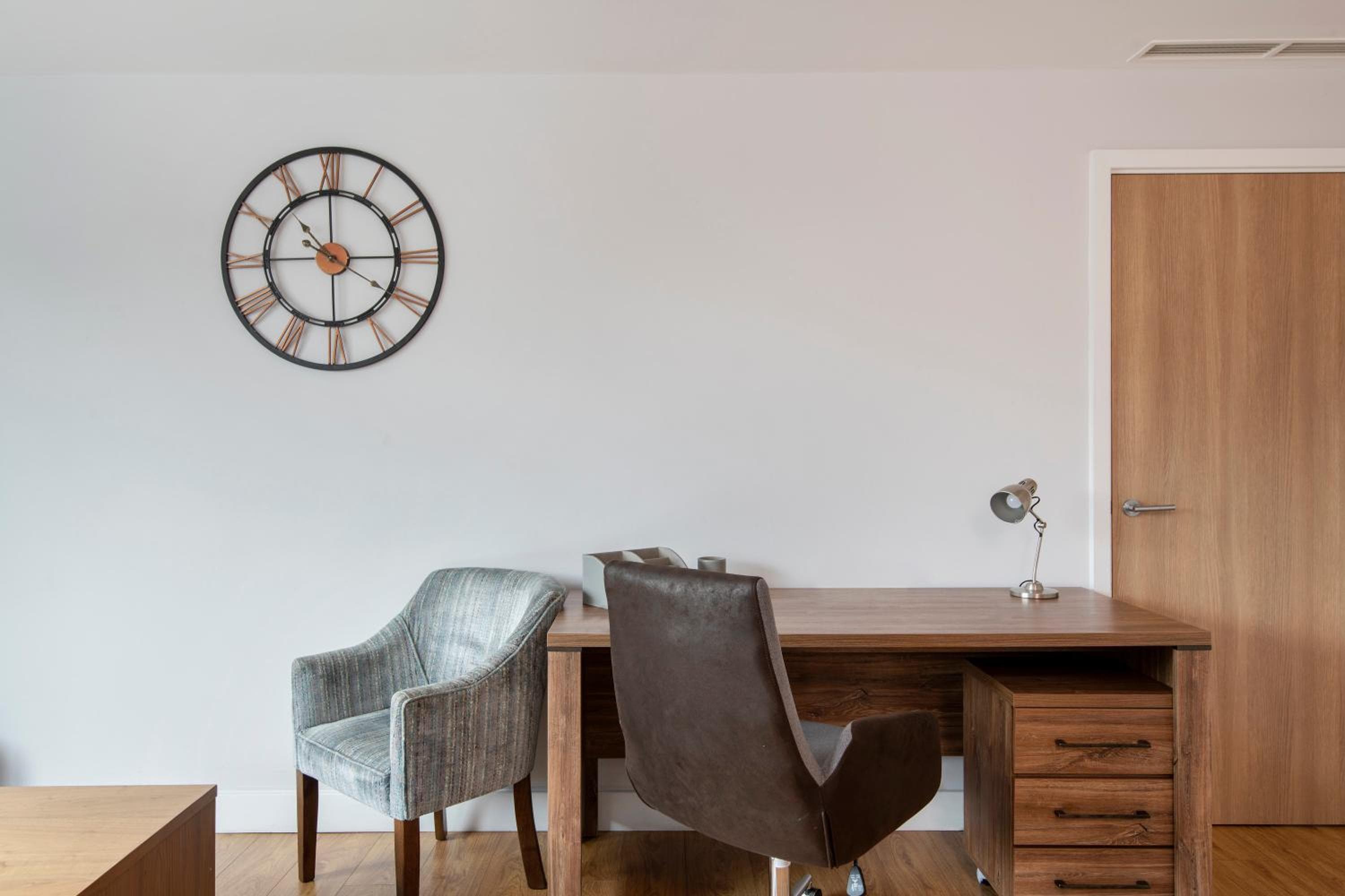 HQ Aparthotel Farnborough, Farnborough, photo 6