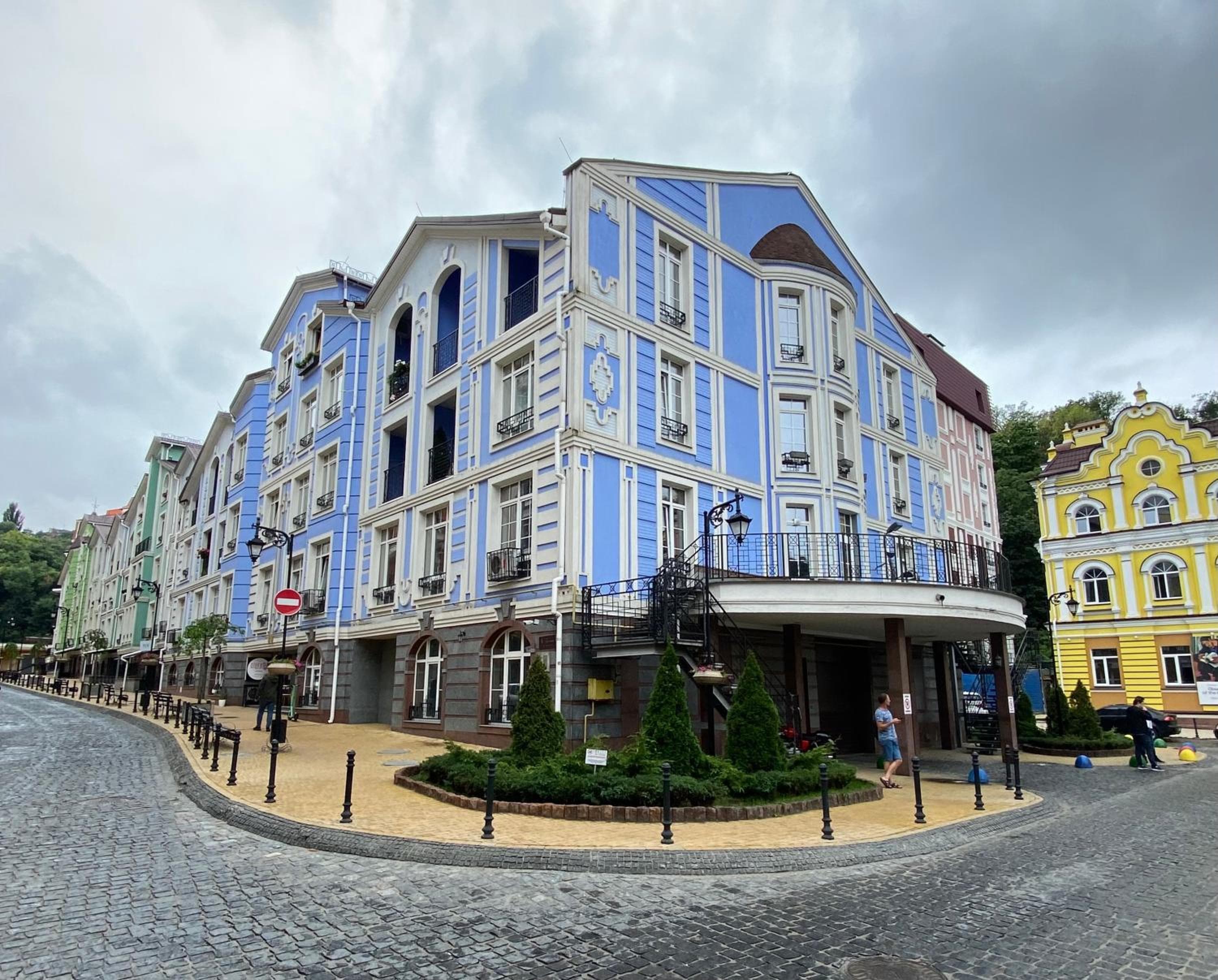 ArtApart Vozdvigenka, Kyiv