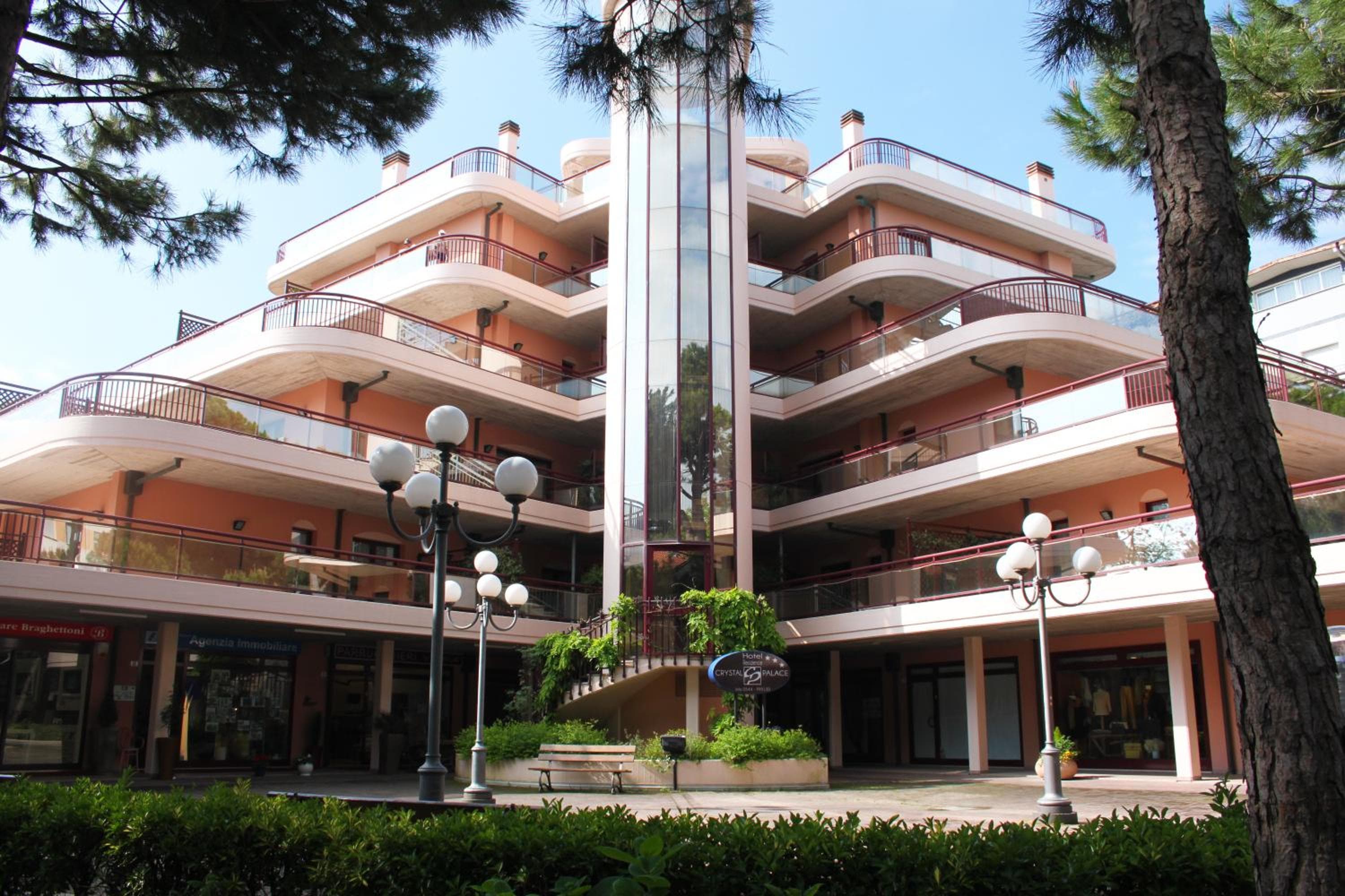 Residence Crystal Palace, Milano Marittima