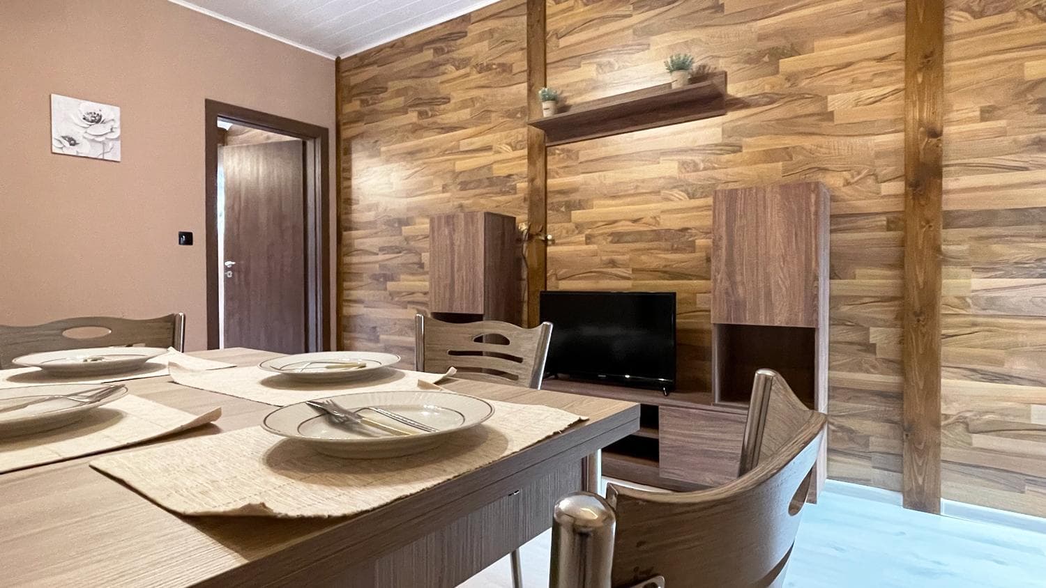 Апартхотел Конниците, Veliko Tŭrnovo, photo 3