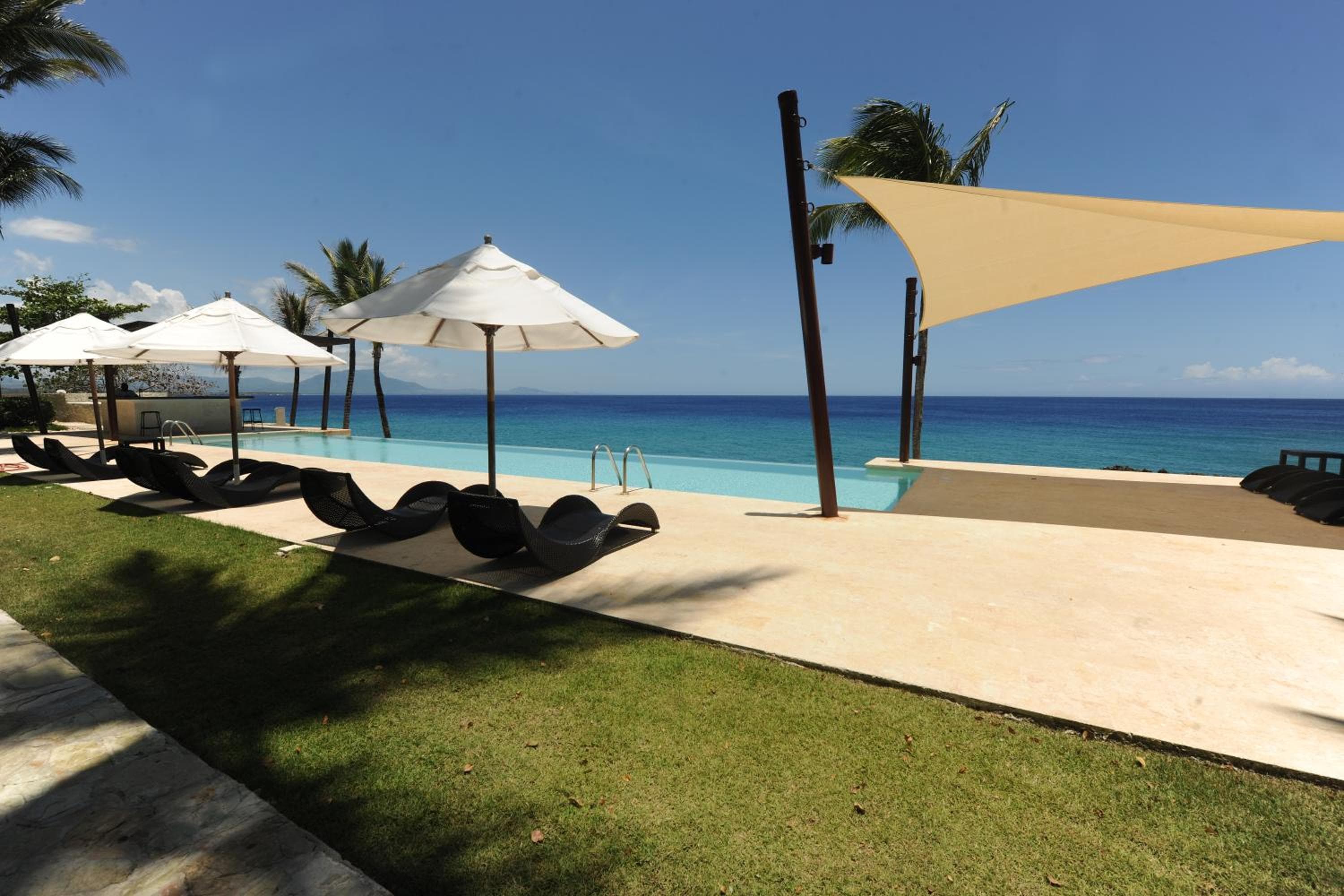 Infiniti Blu Luxury Ocean Front Condos, Sosúa, photo 3