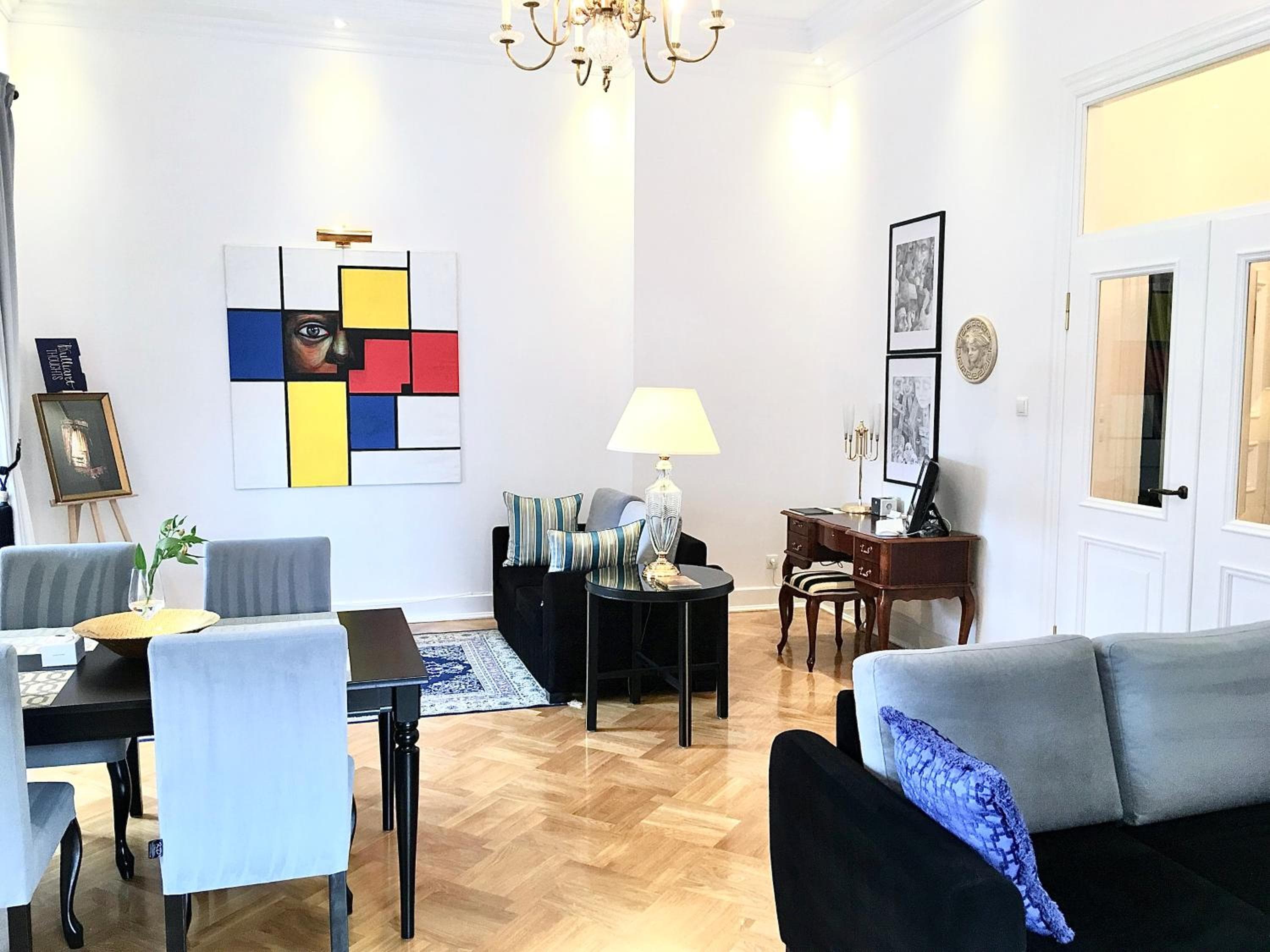 Luxury Apartments MONDRIAN Market Square II, Warsaw, photo 4