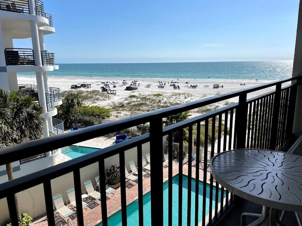 Beachfront Condo Ocean View, St Pete Beach, photo 6