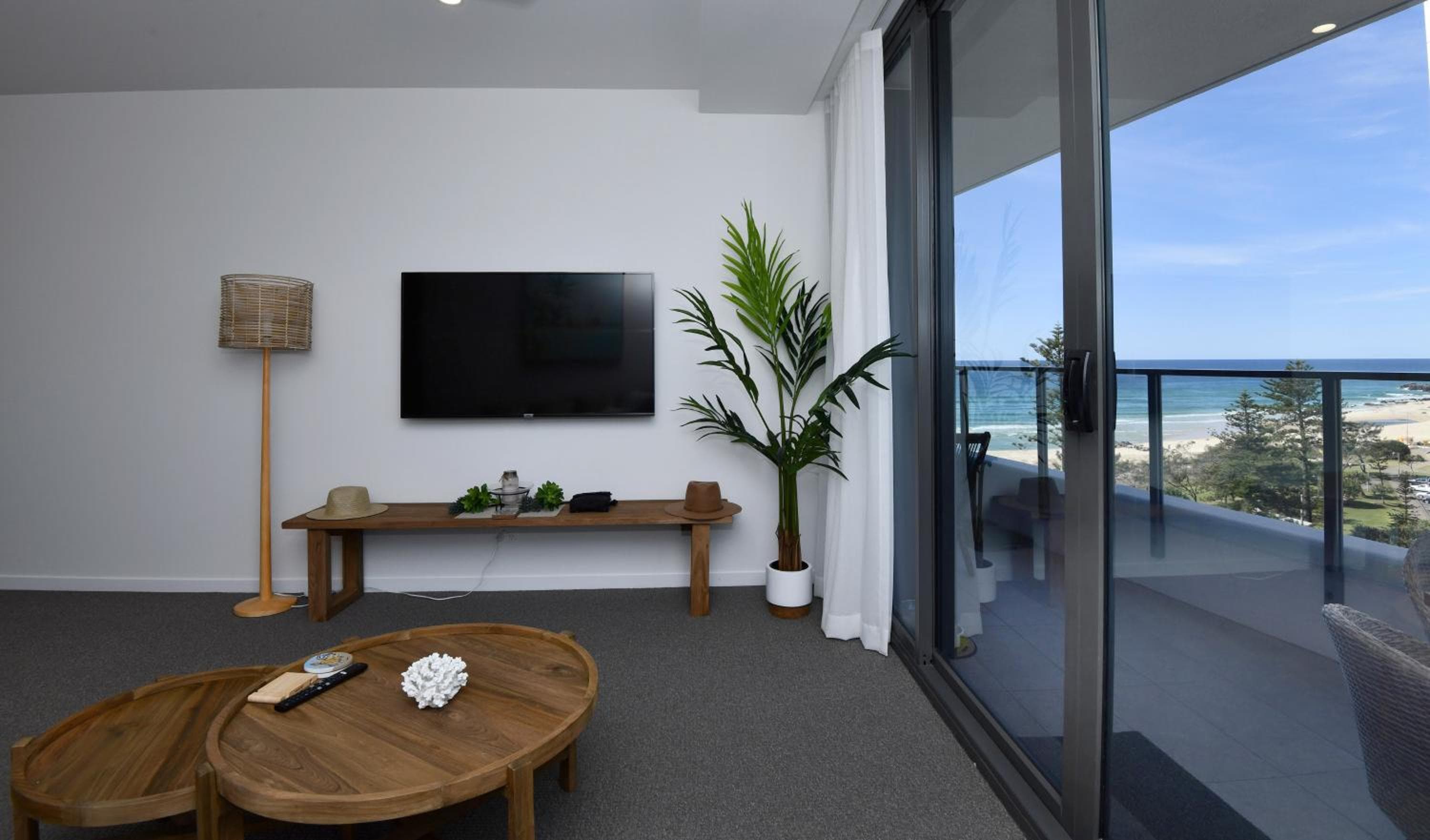 X Kirra Apartments, Gold Coast, photo 3
