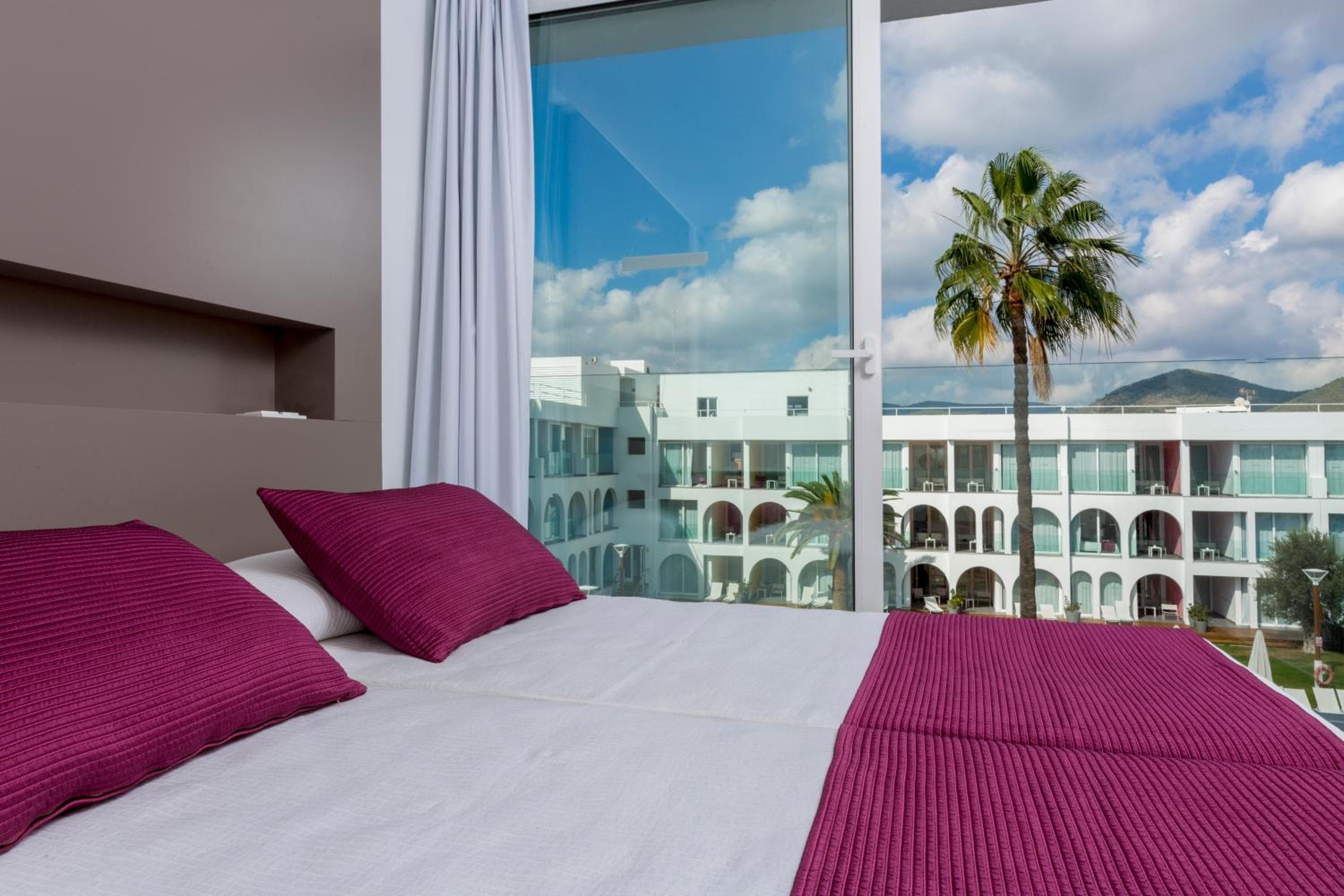 Ebano Hotel Apartments & Spa, Playa d'en Bossa, photo 3