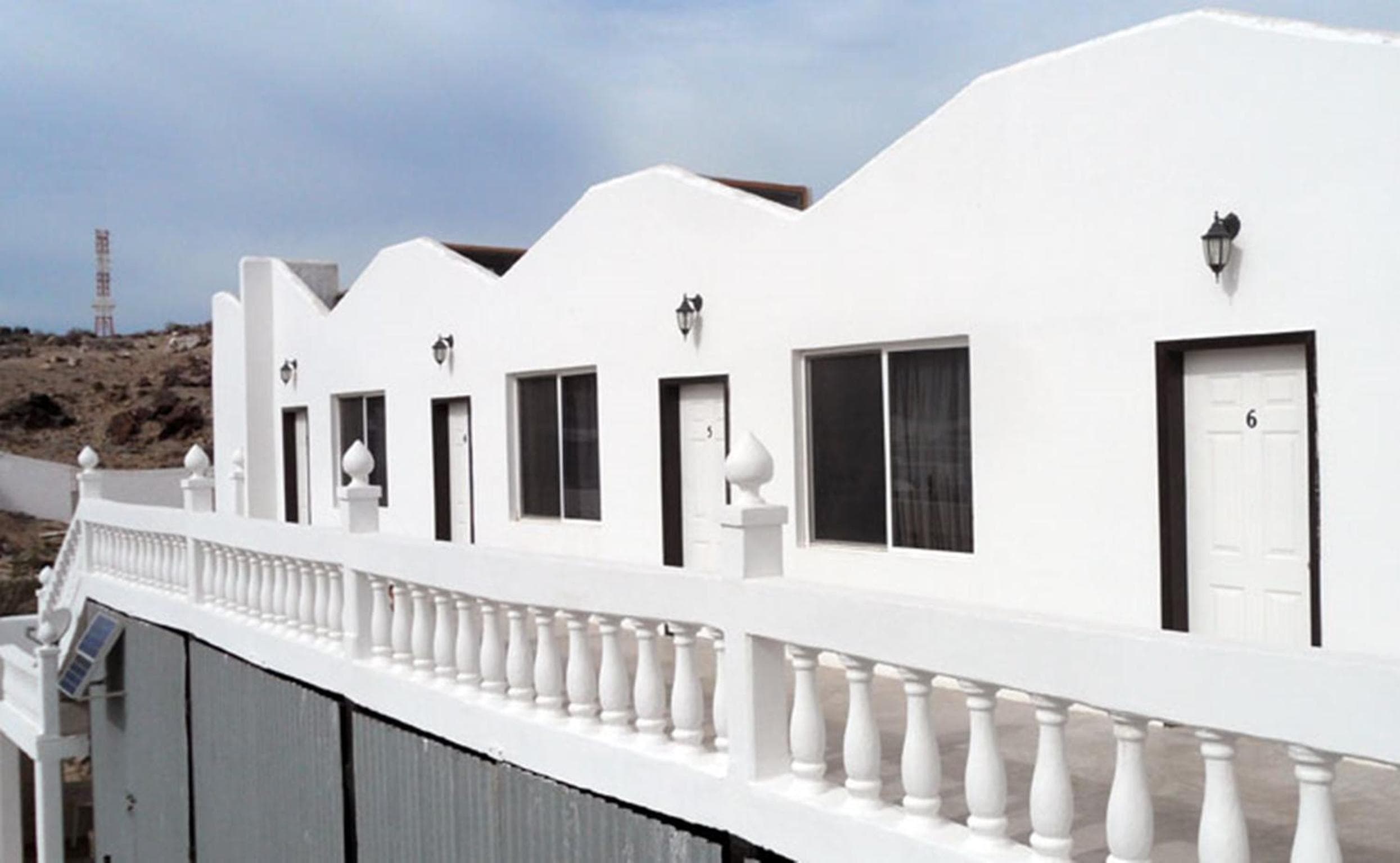 Whale Hill, Puerto Peñasco