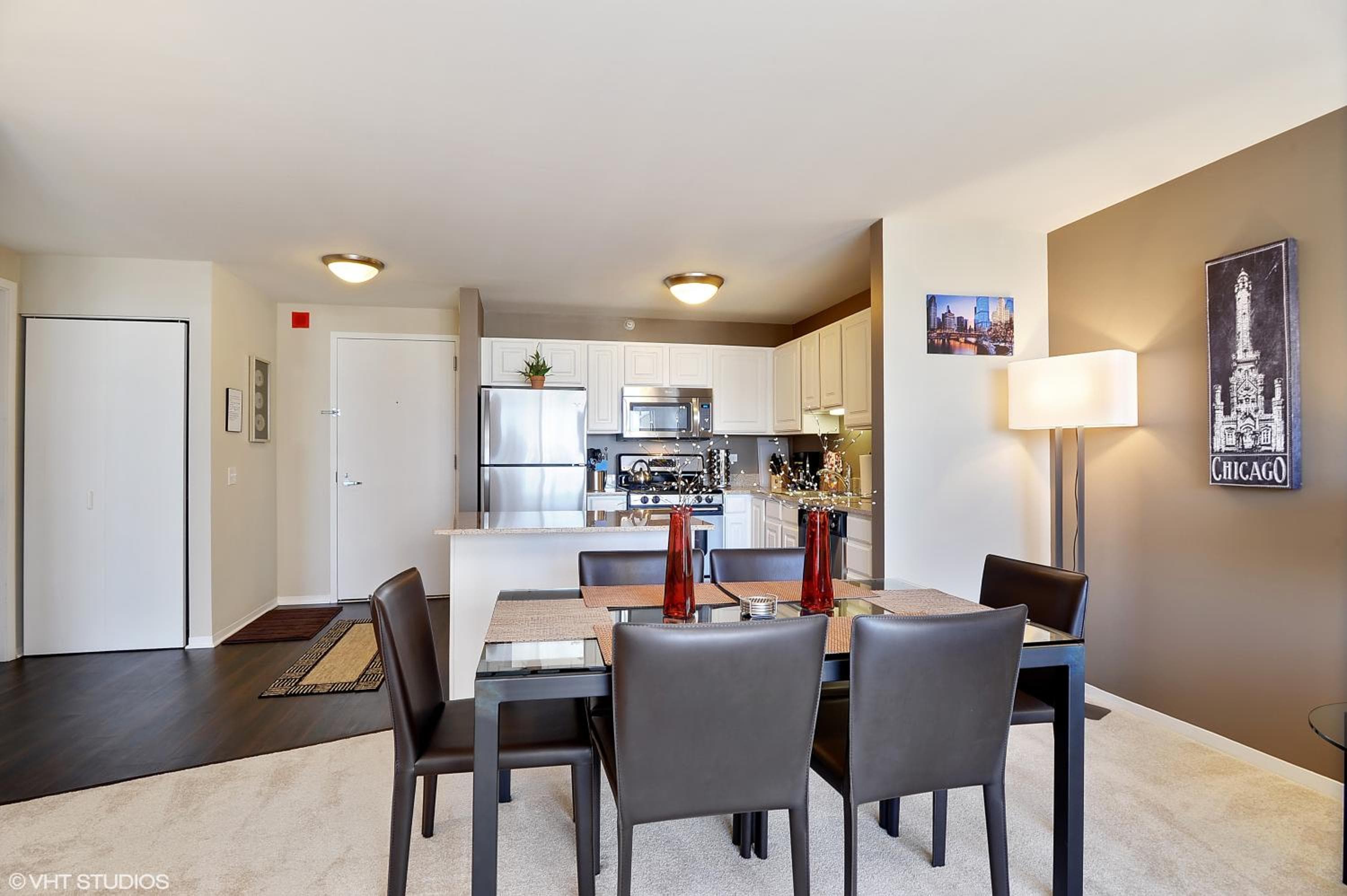 The Penthouse at Grand Plaza, Chicago, photo 5