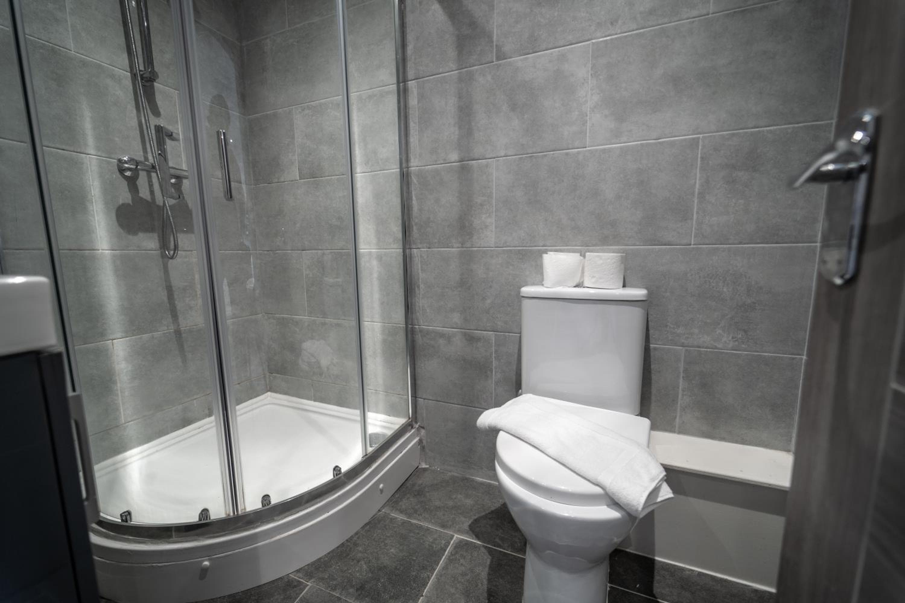 The Ashcroft Studios & Apartments with Free Parking, Manchester, photo 3