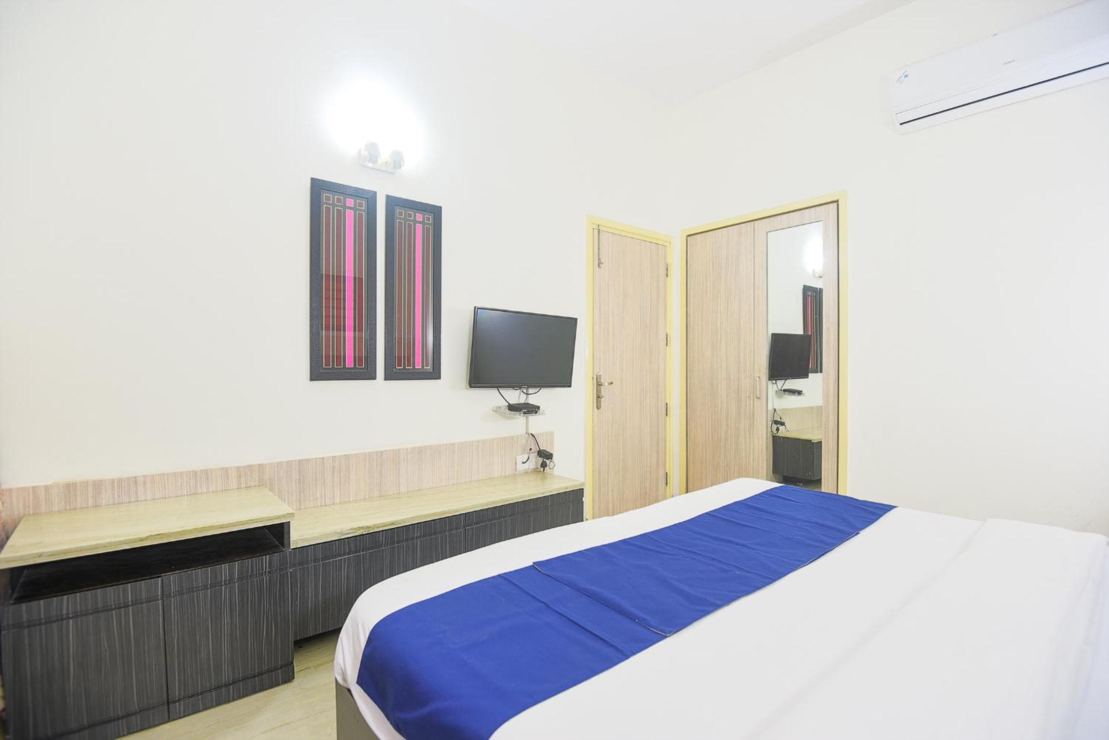 BedChambers Serviced Apartments, Sector 40, Gurgaon, photo 3