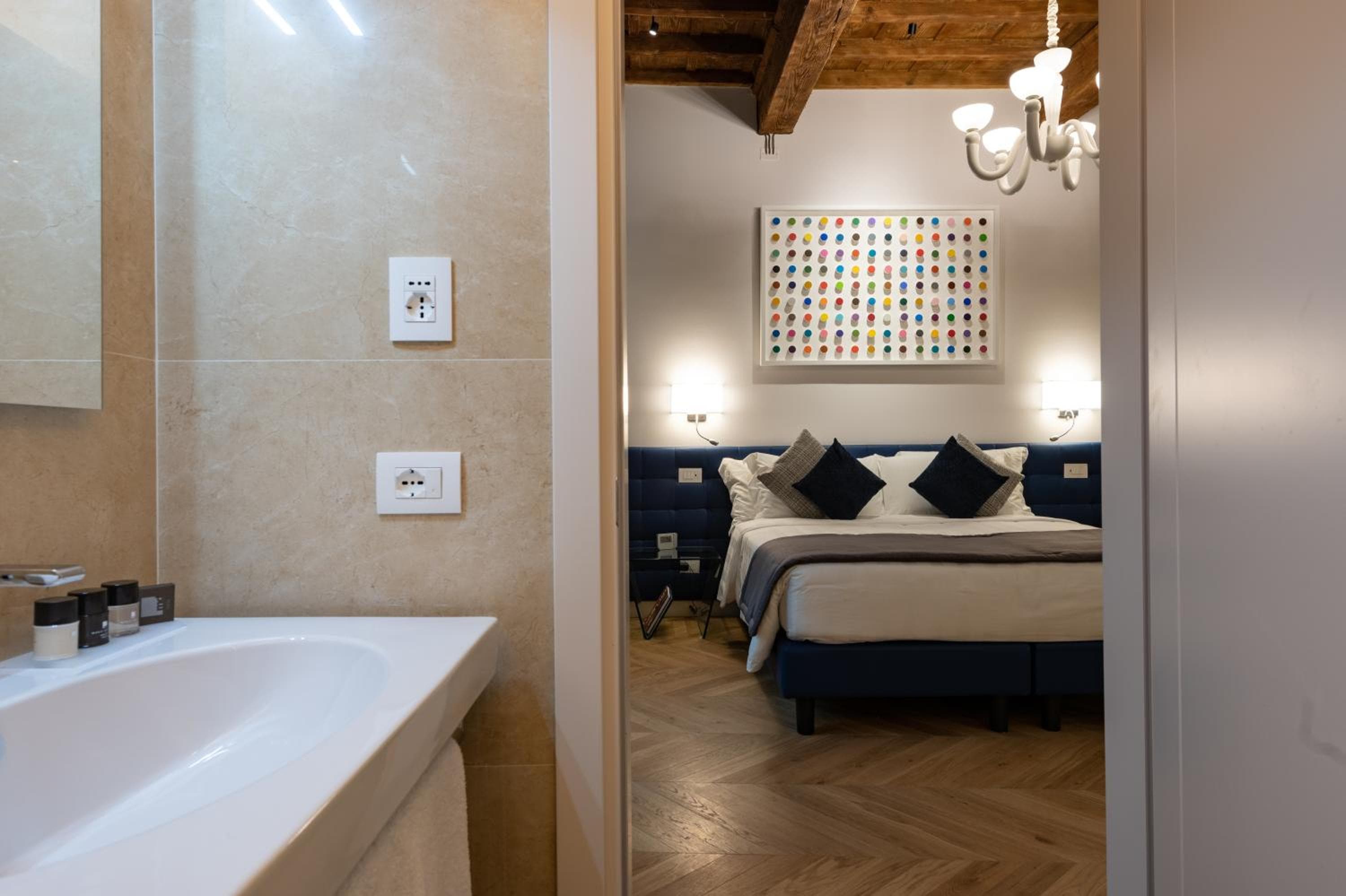 Kairos by Florence Art Apartments, Florence, photo 4