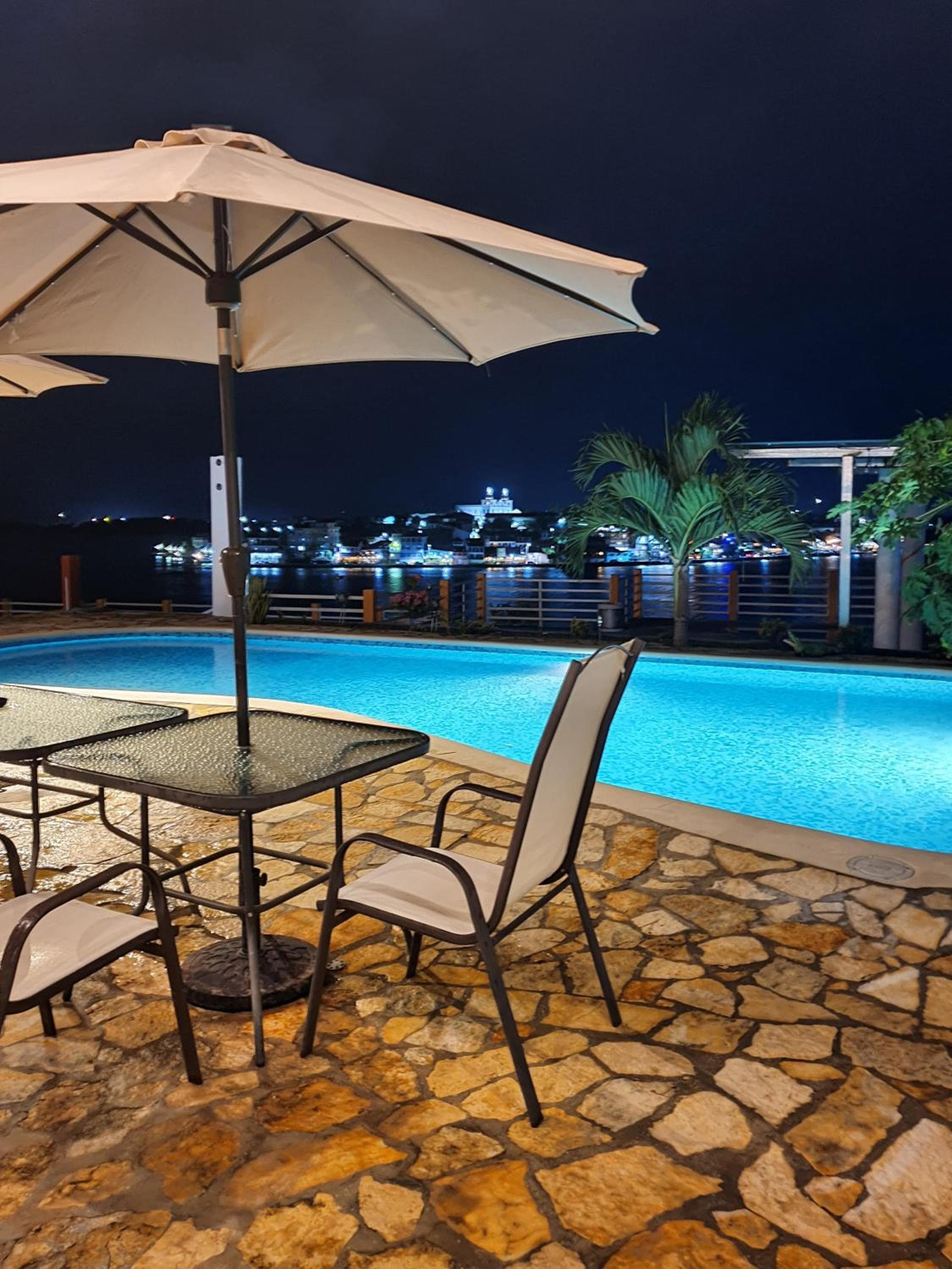 APARTHOTEL VISTA LAGO, Flores, photo 6