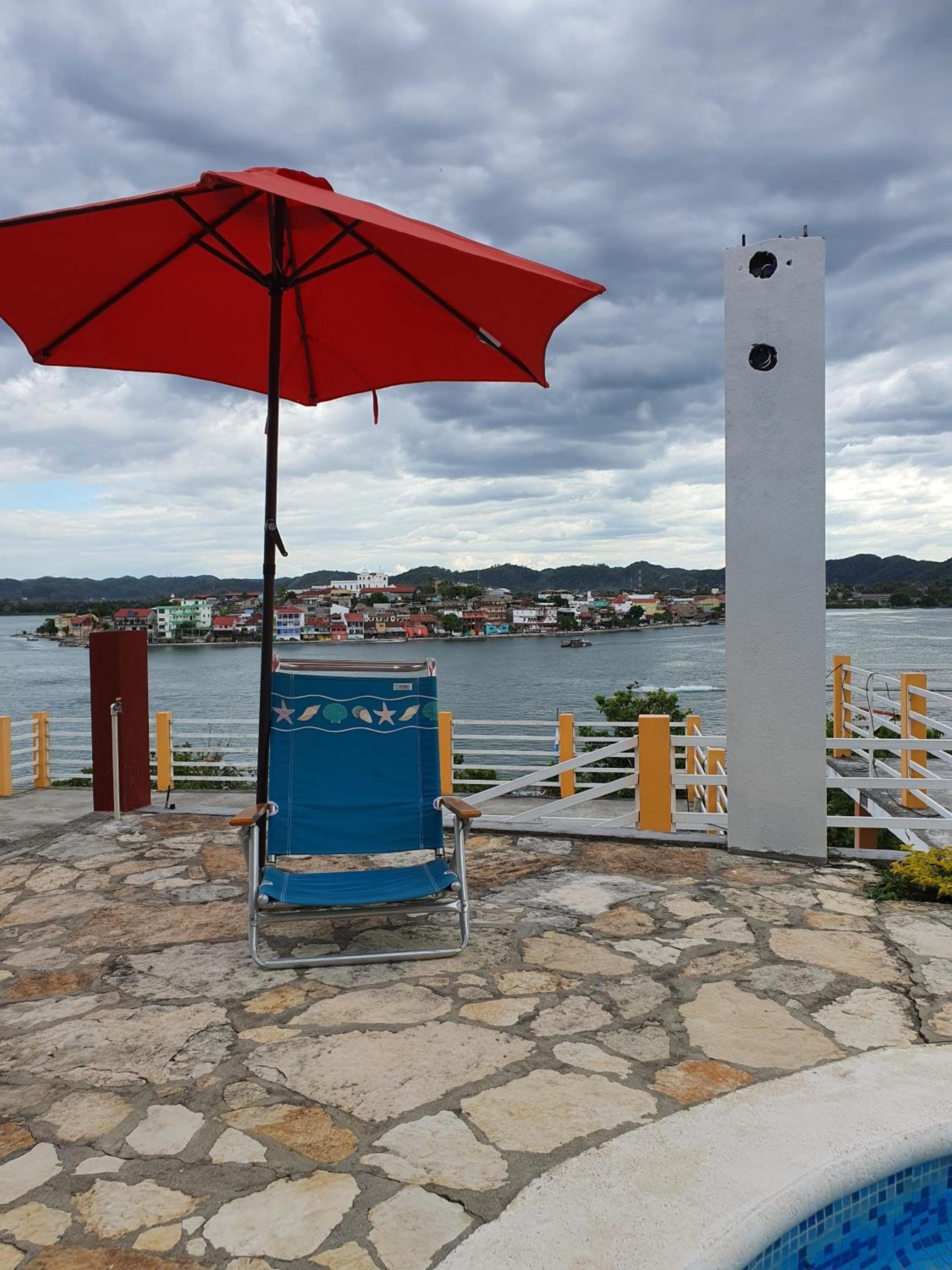 APARTHOTEL VISTA LAGO, Flores, photo 4