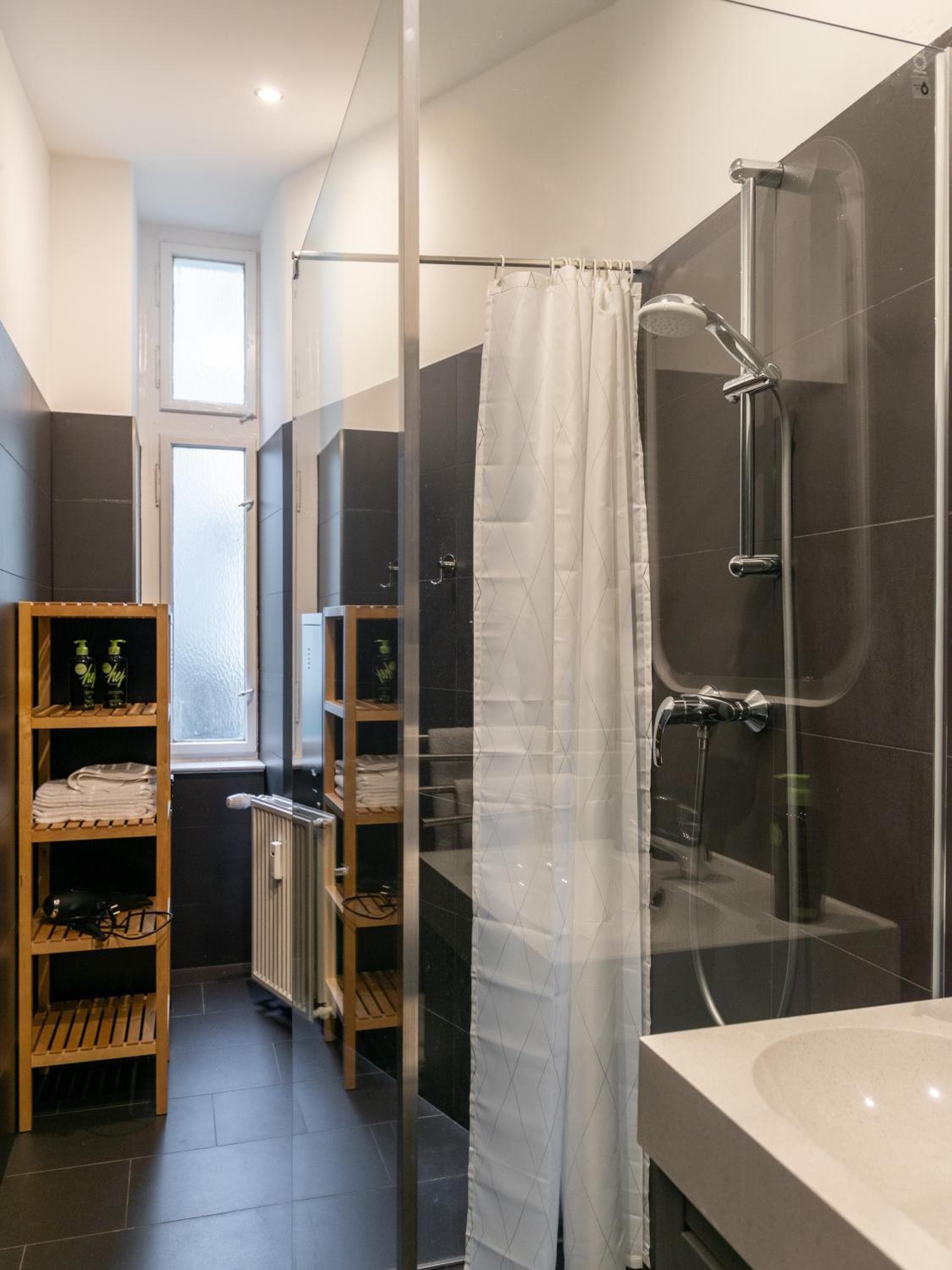 Apartment Berlin Kaiser-Friedrich-Straße, Berlin, photo 4