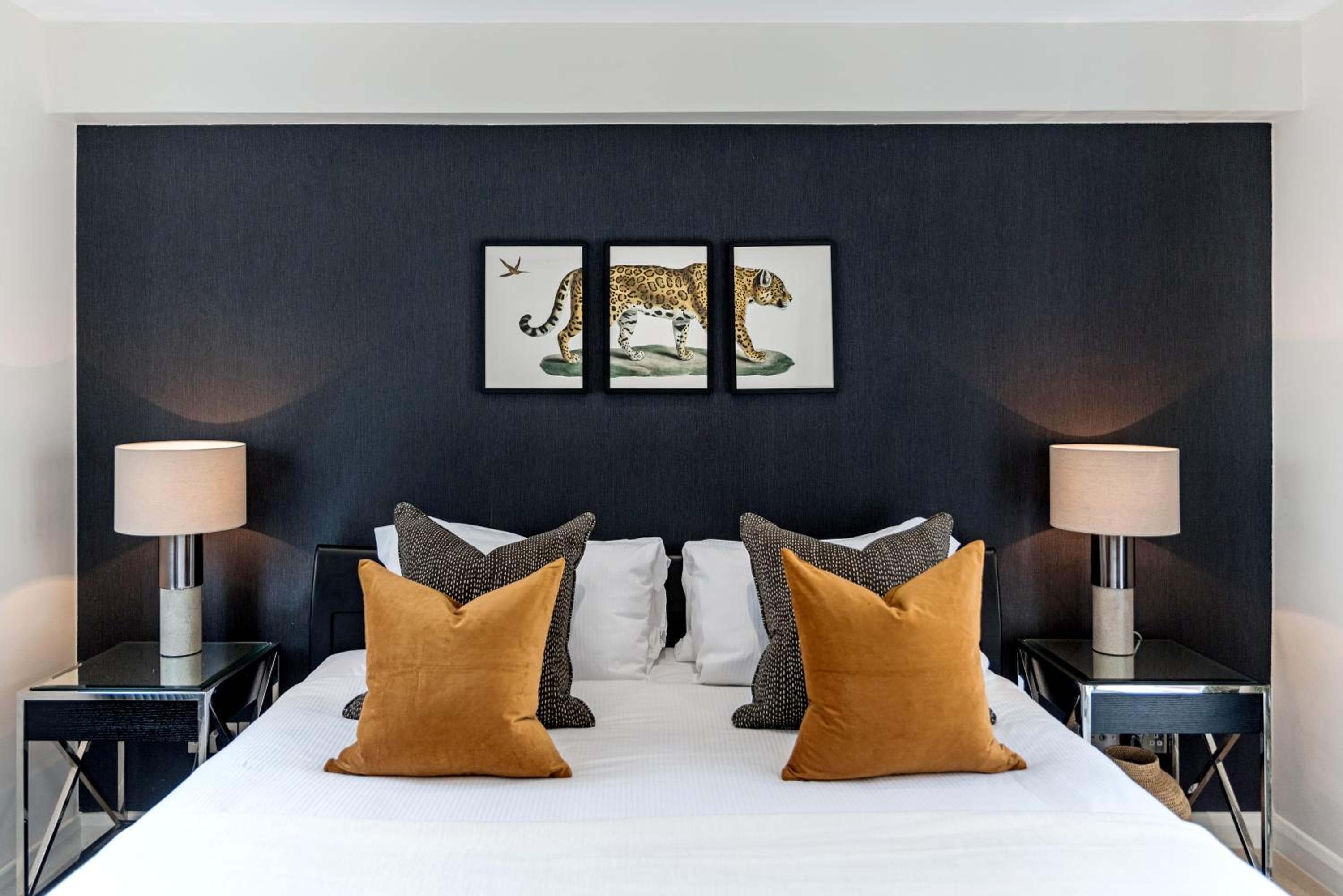 Hotel room at Buckingham & Lloyds