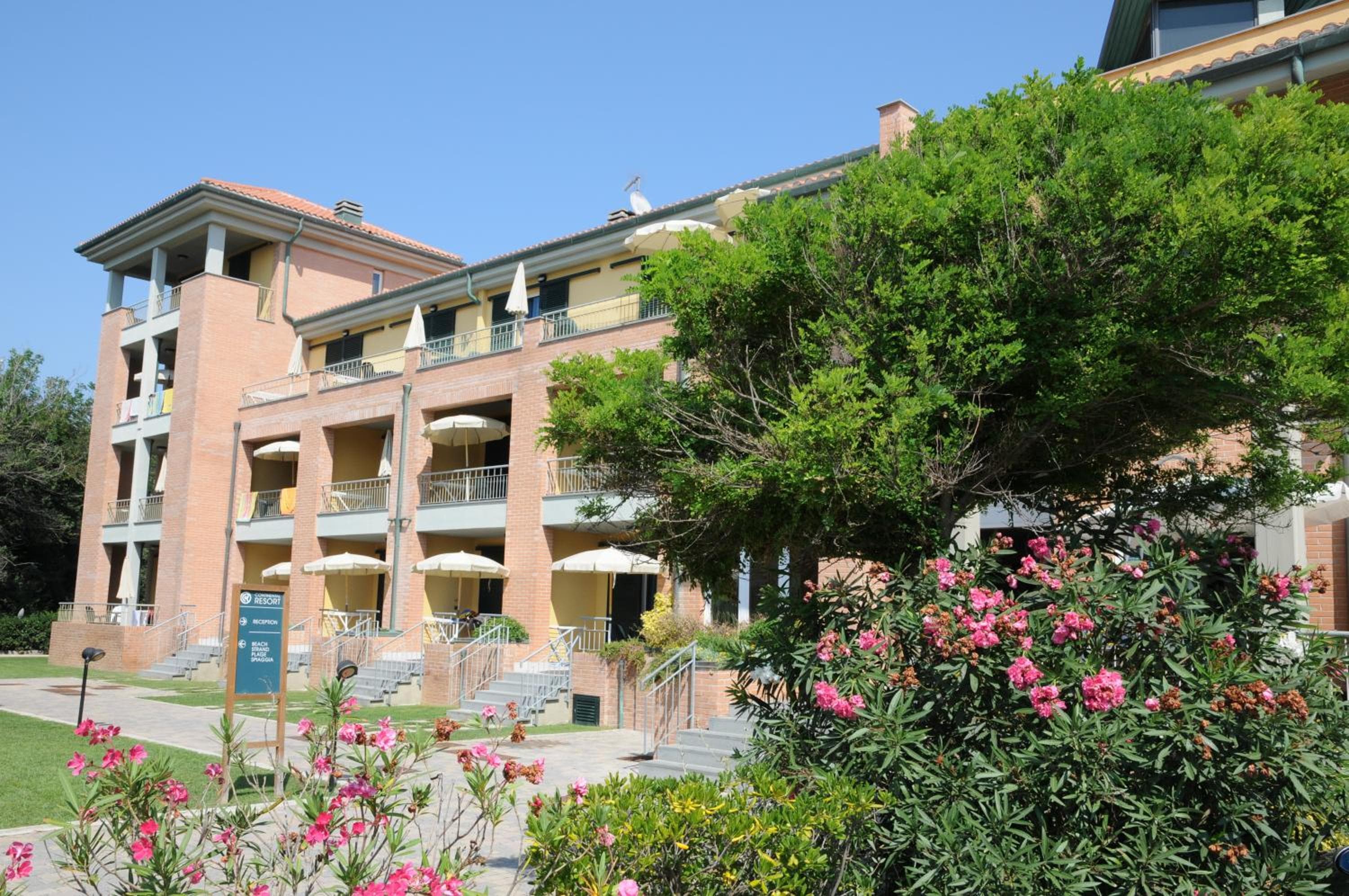 Continental Resort, Tirrenia