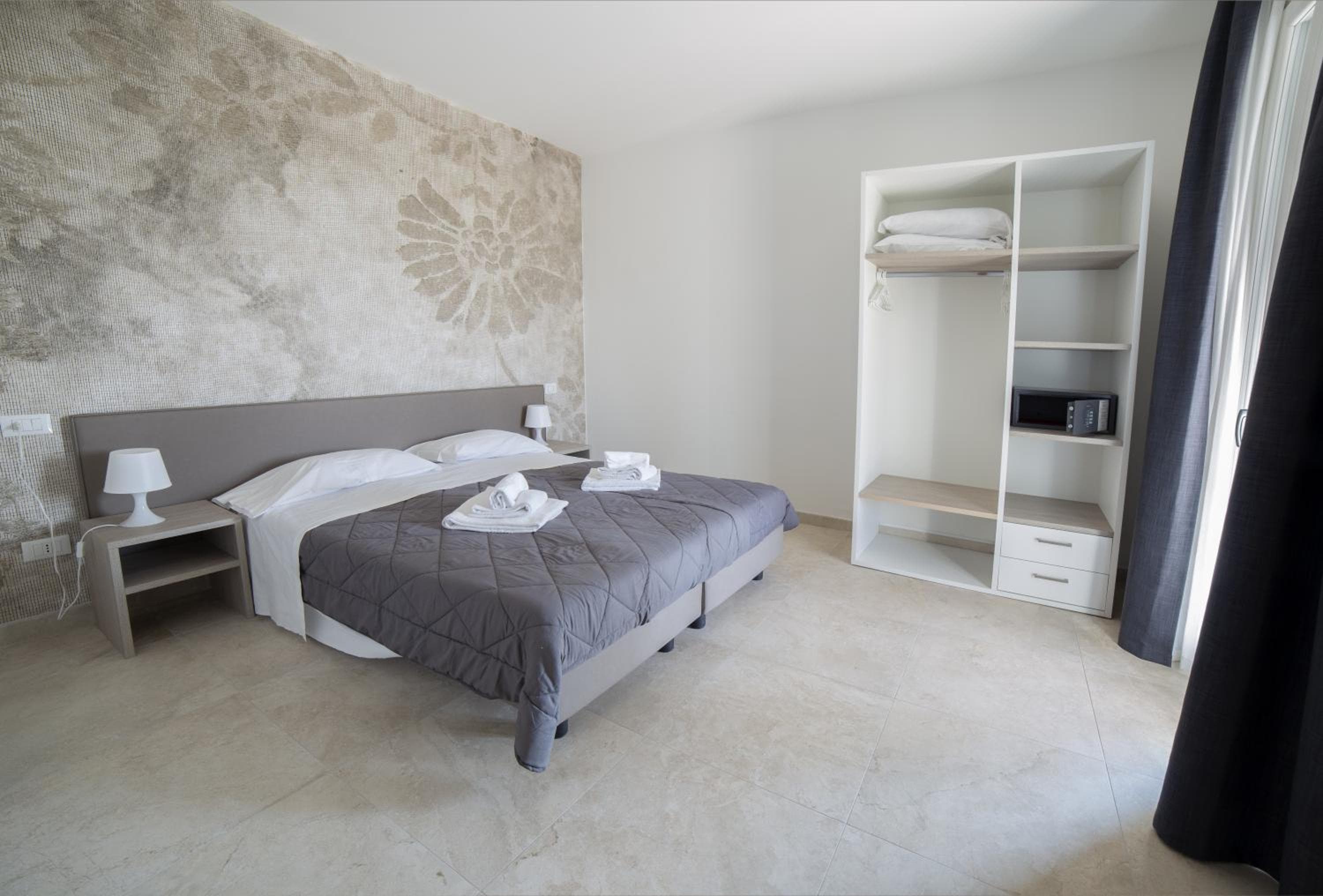 Residence Molino - Holiday Apartments, Manerba del Garda, photo 5