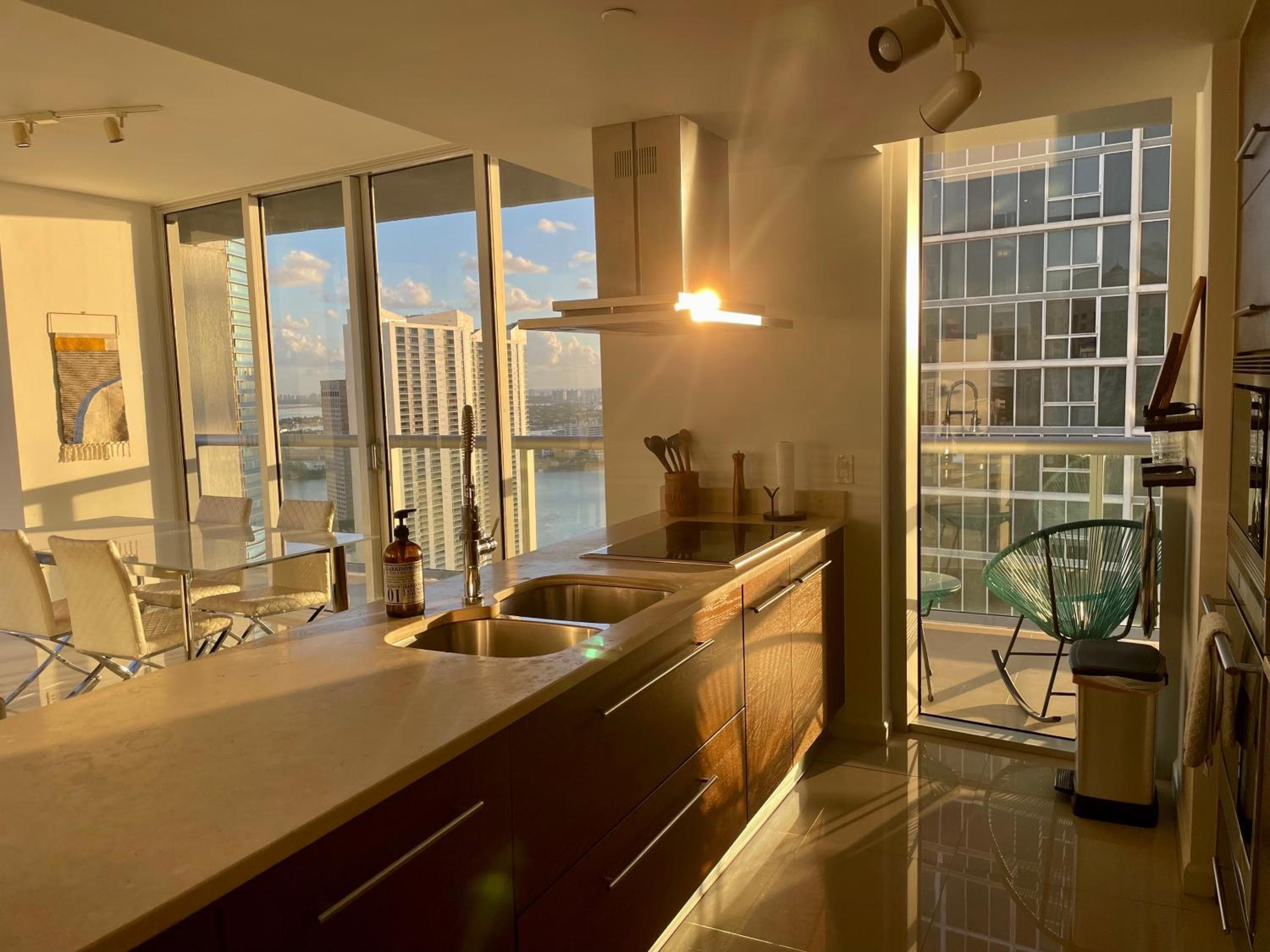 IconBrickell Tower 3 W Residences, Miami, photo 5