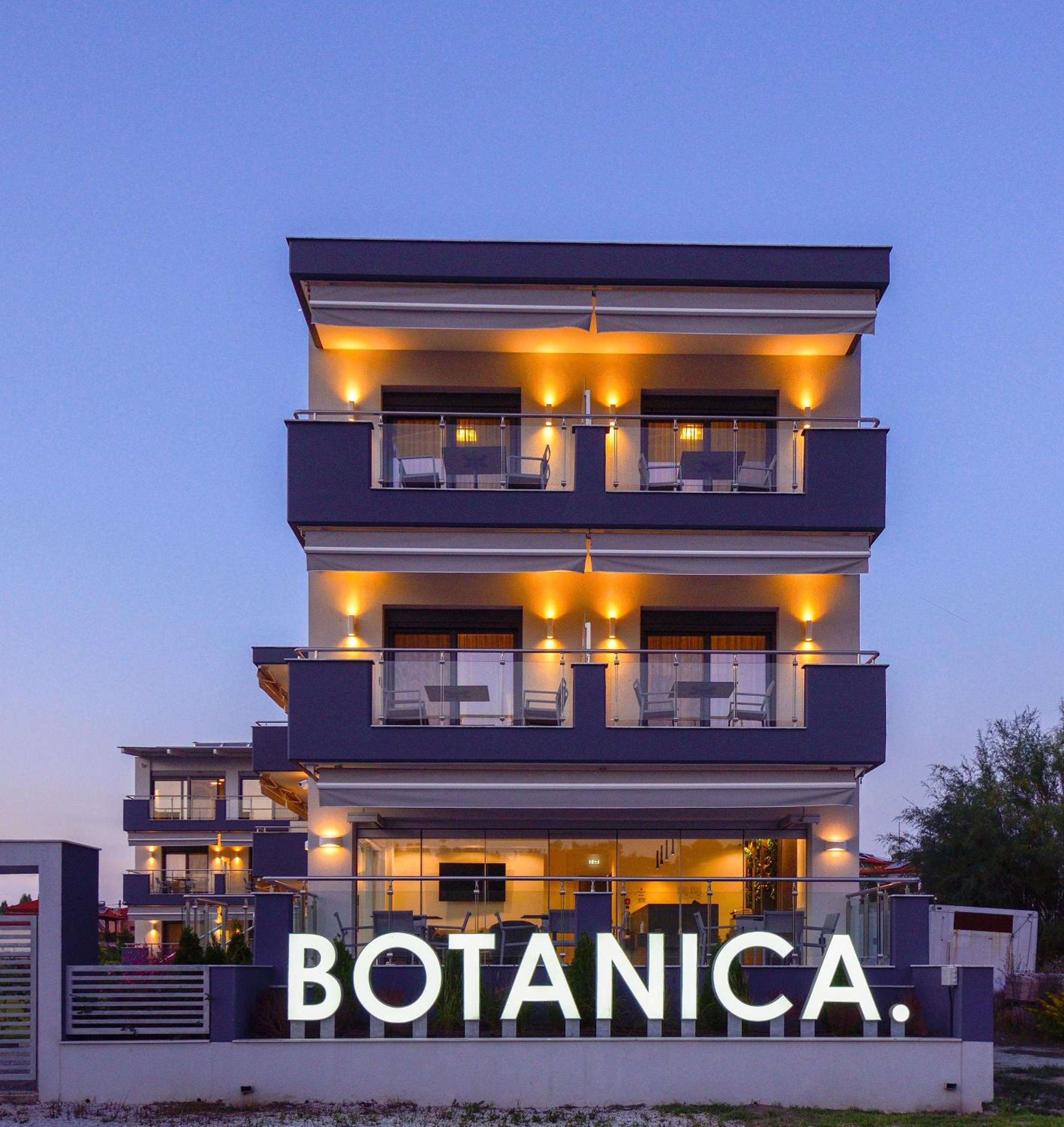 Botanica Luxury Suites, Neos Marmaras