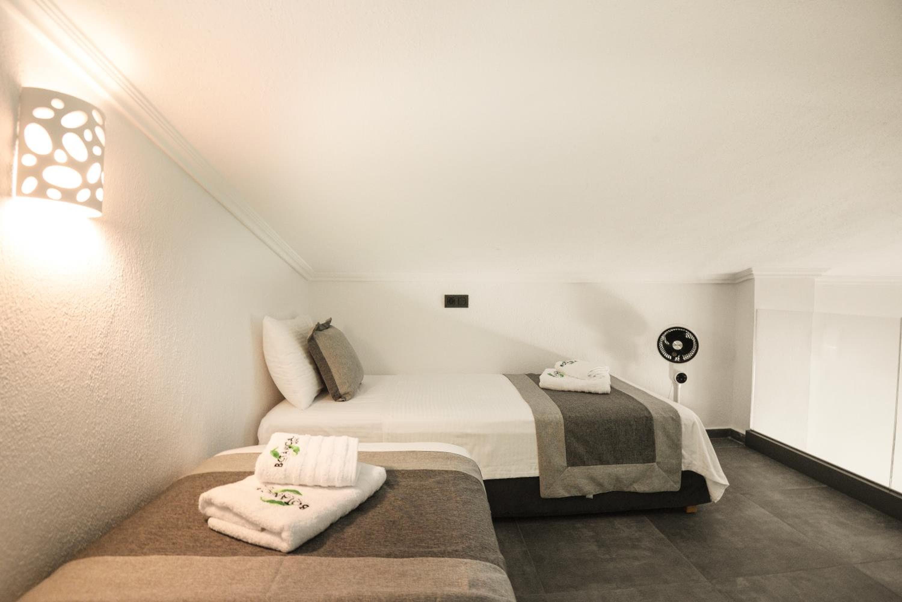 Botanica Luxury Suites, Neos Marmaras, photo 5