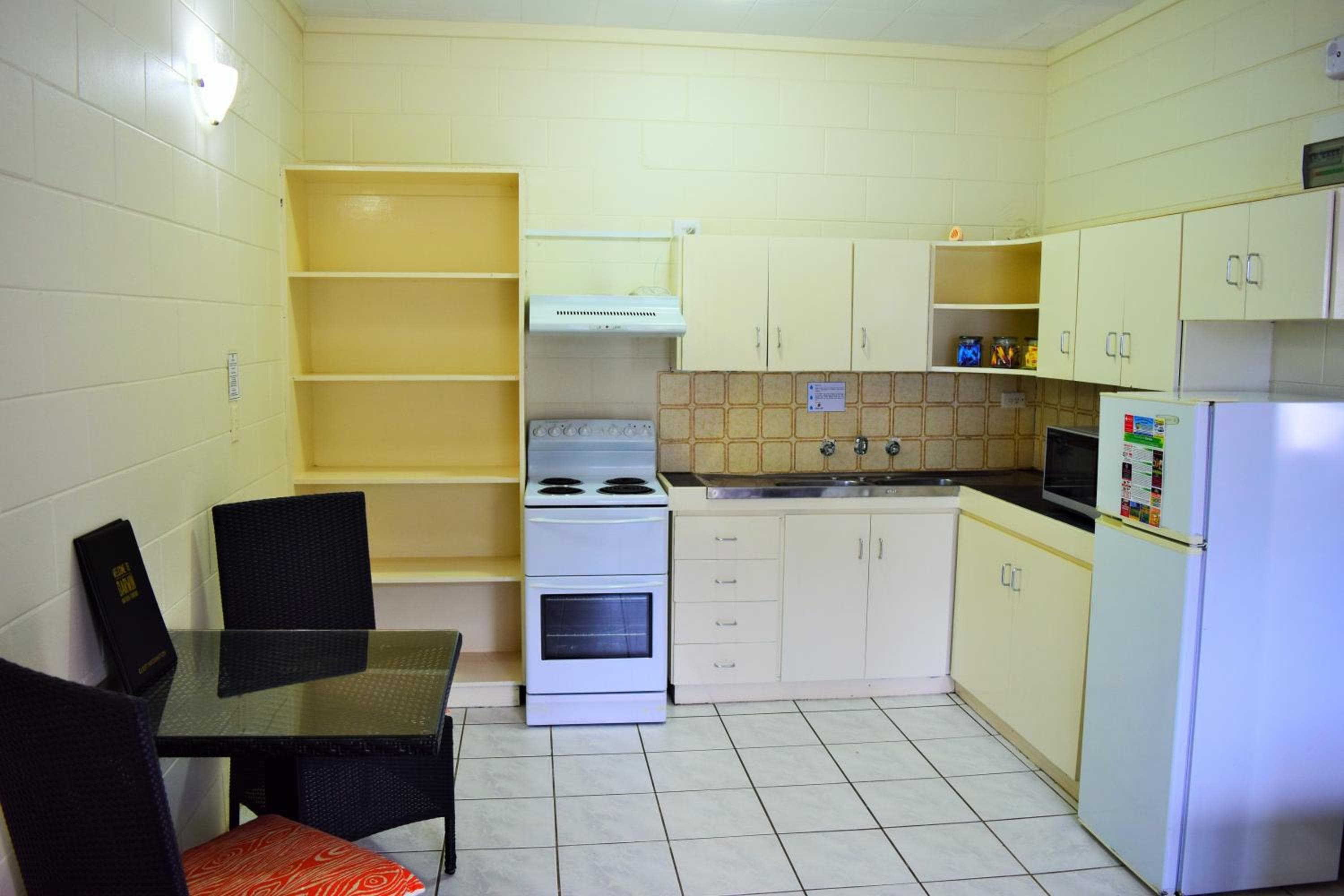 Coconut Grove Holiday Apartments, Darwin, photo 2
