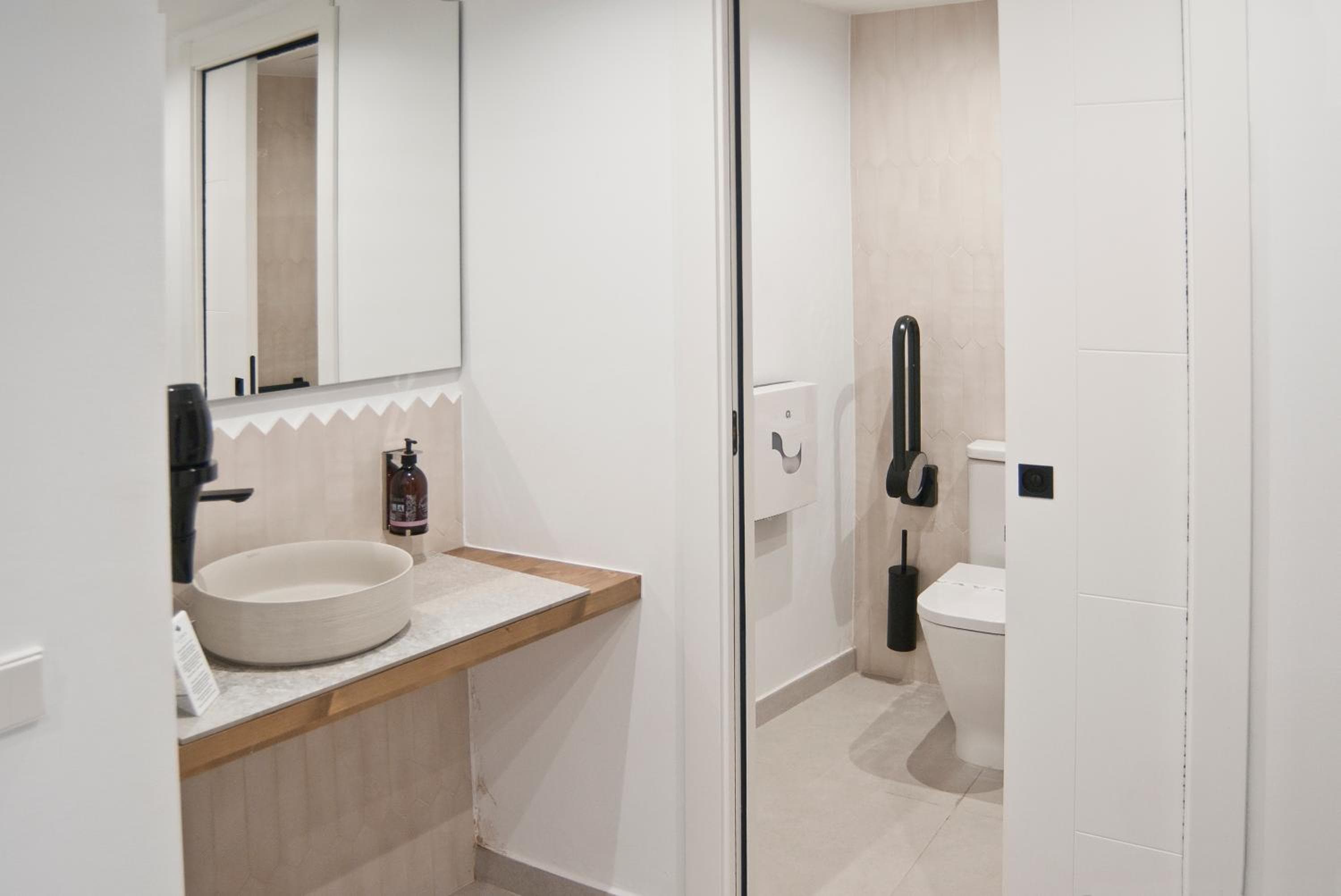 Aparthotel El Cargol, L'Escala, photo 5