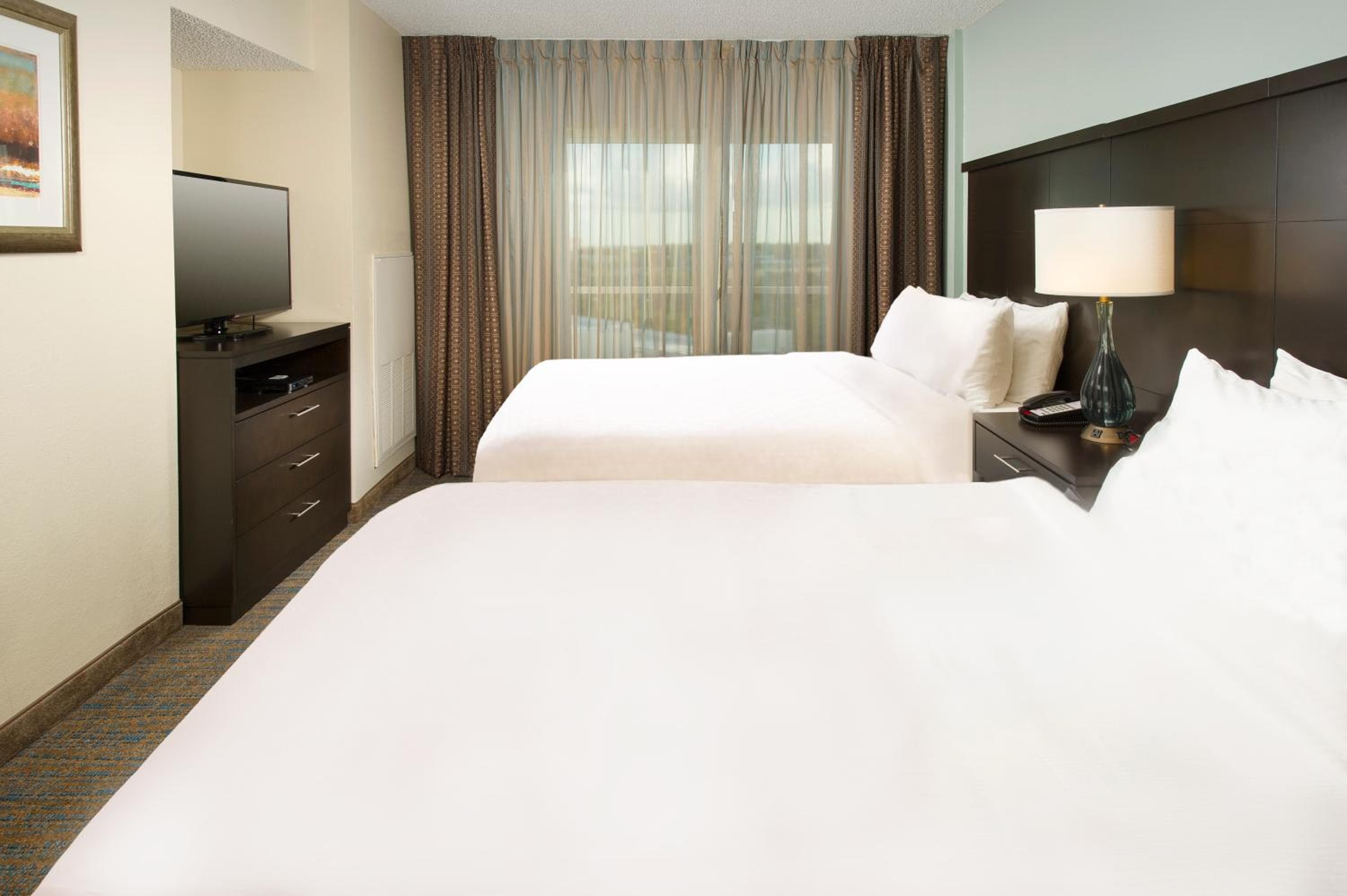 Staybridge Suites - Colorado Springs NE Powers by IHG, Colorado Springs, photo 2