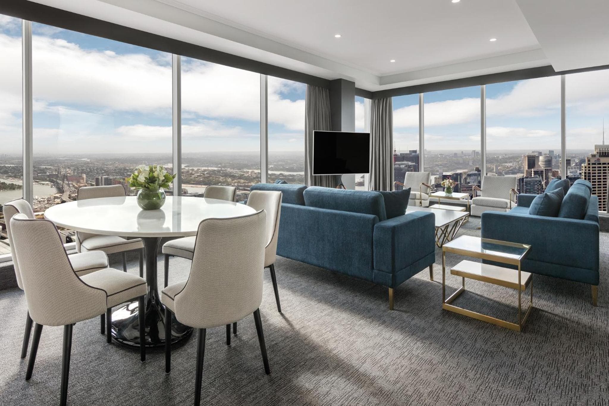Meriton Suites World Tower, Sydney, Sydney, photo 2
