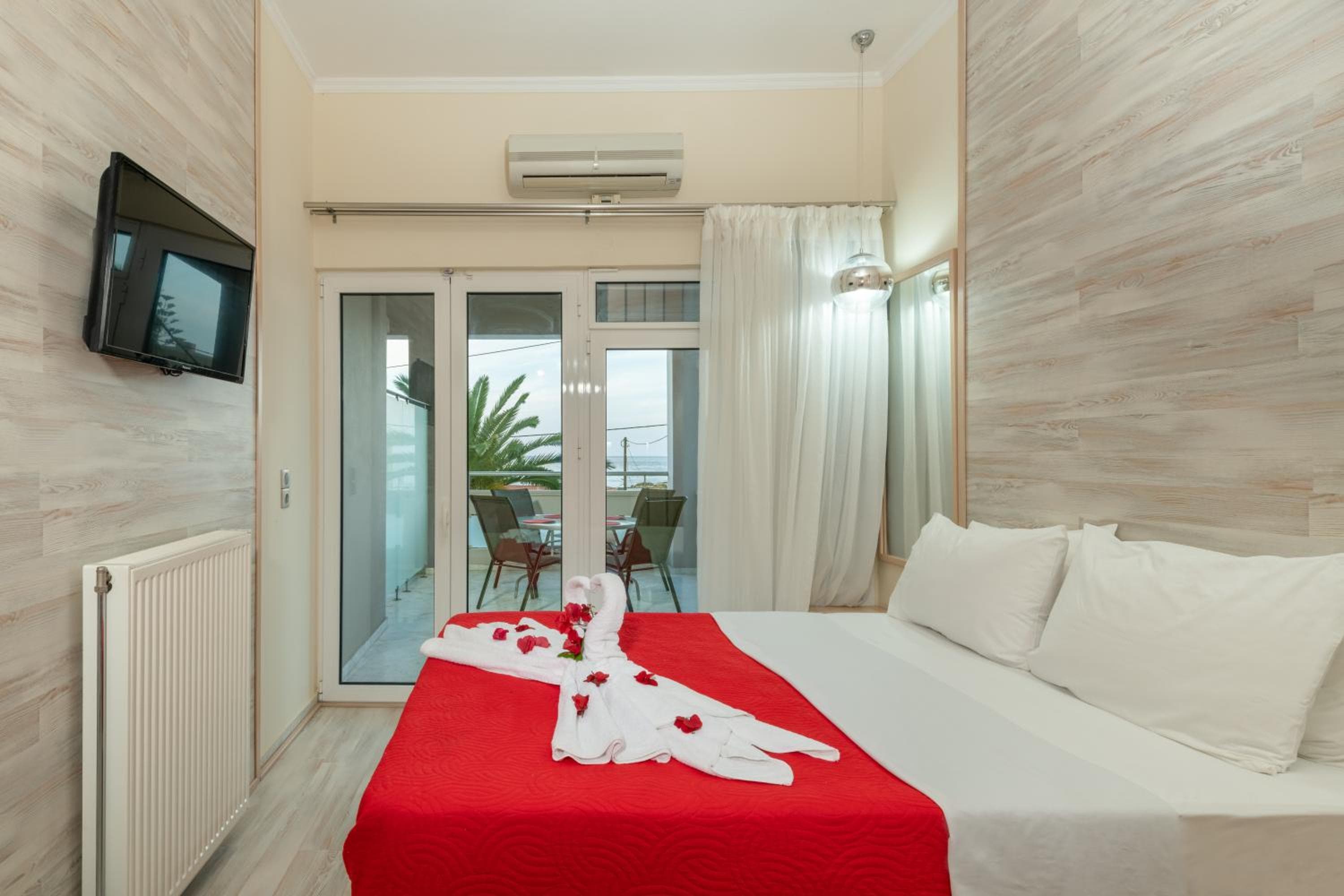 Sevach Apartments, Kalamaki Chanion, photo 2