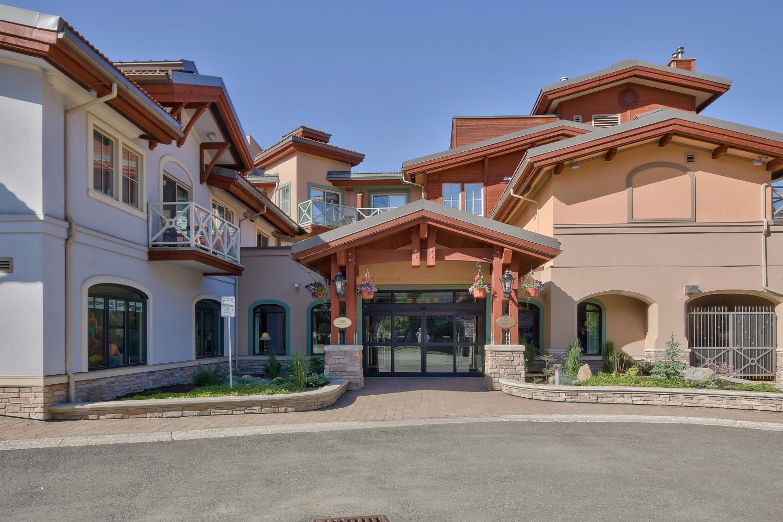 Residences at the Sun Peaks Grand, Sun Peaks