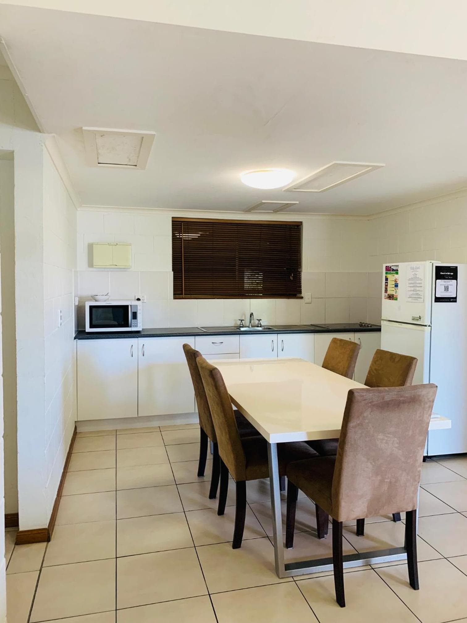 Airlie Beach Apartments, Airlie Beach, photo 5