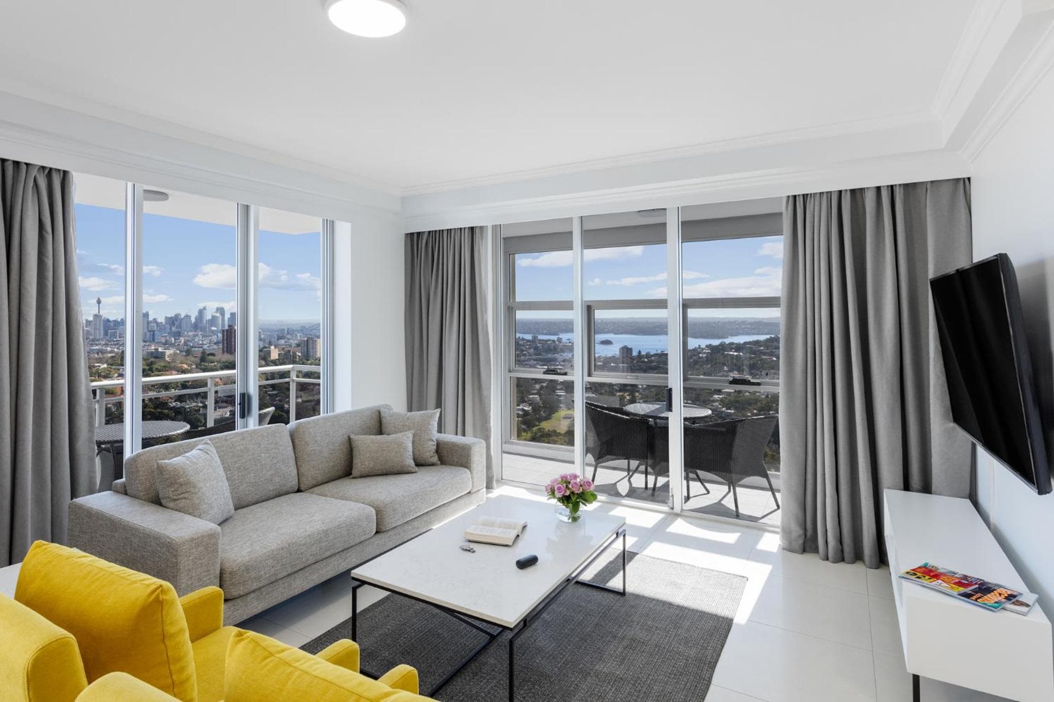 Meriton Suites Bondi Junction, Sydney, photo 4