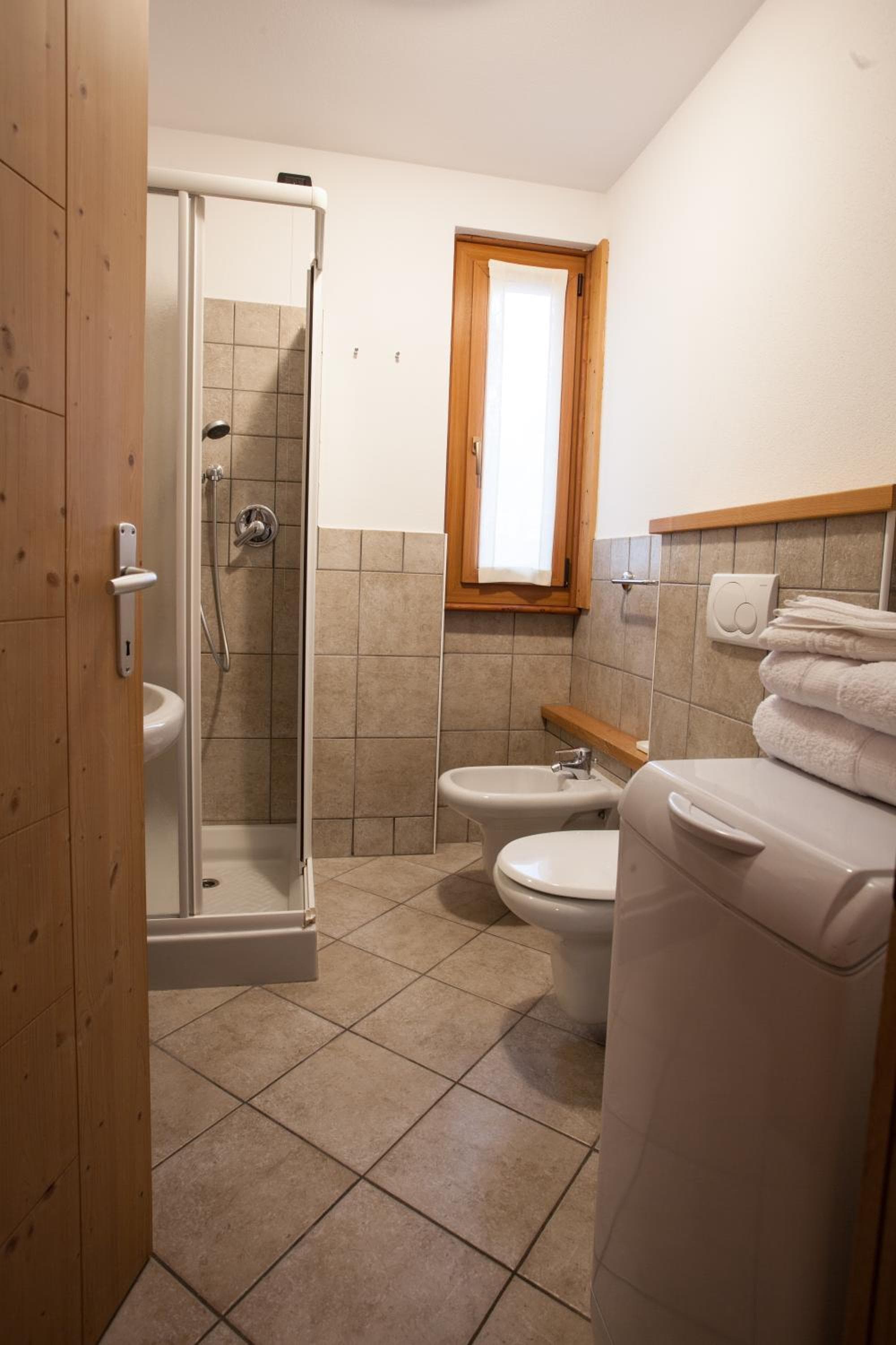 lareit appartamenti, Bormio, photo 5