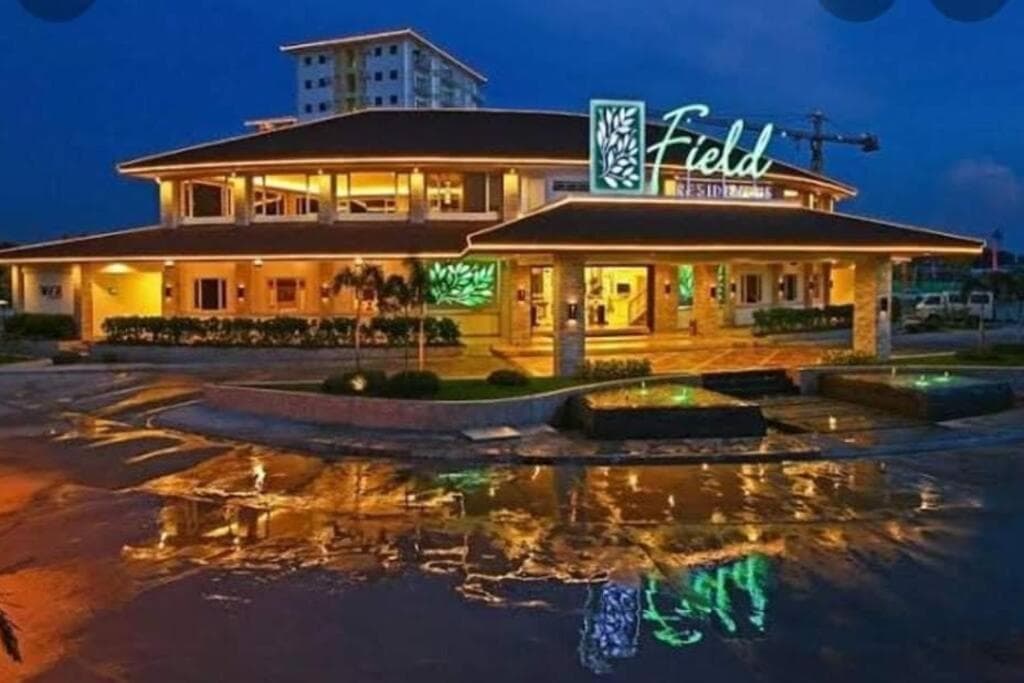 Field Residences, Manila