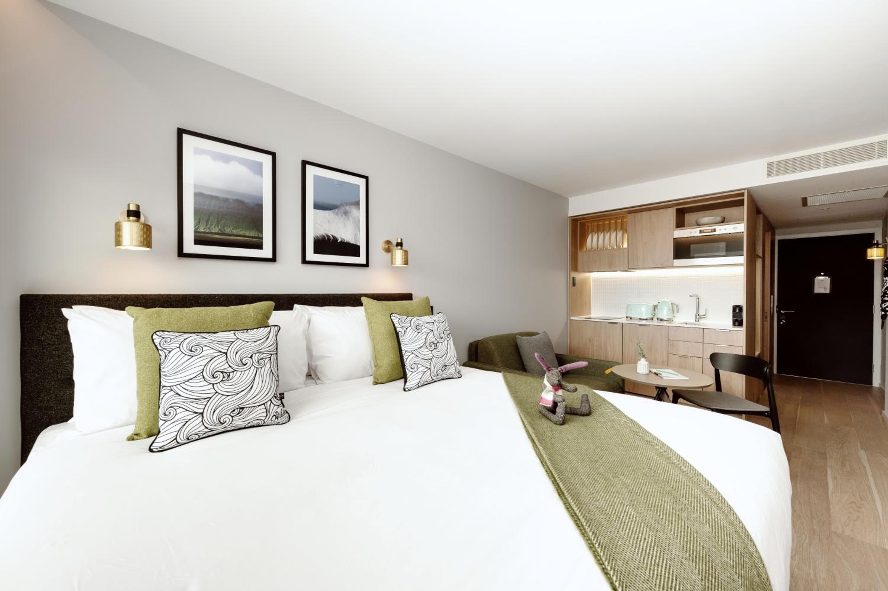 Wilde Aparthotels London Paddington, London, photo 3
