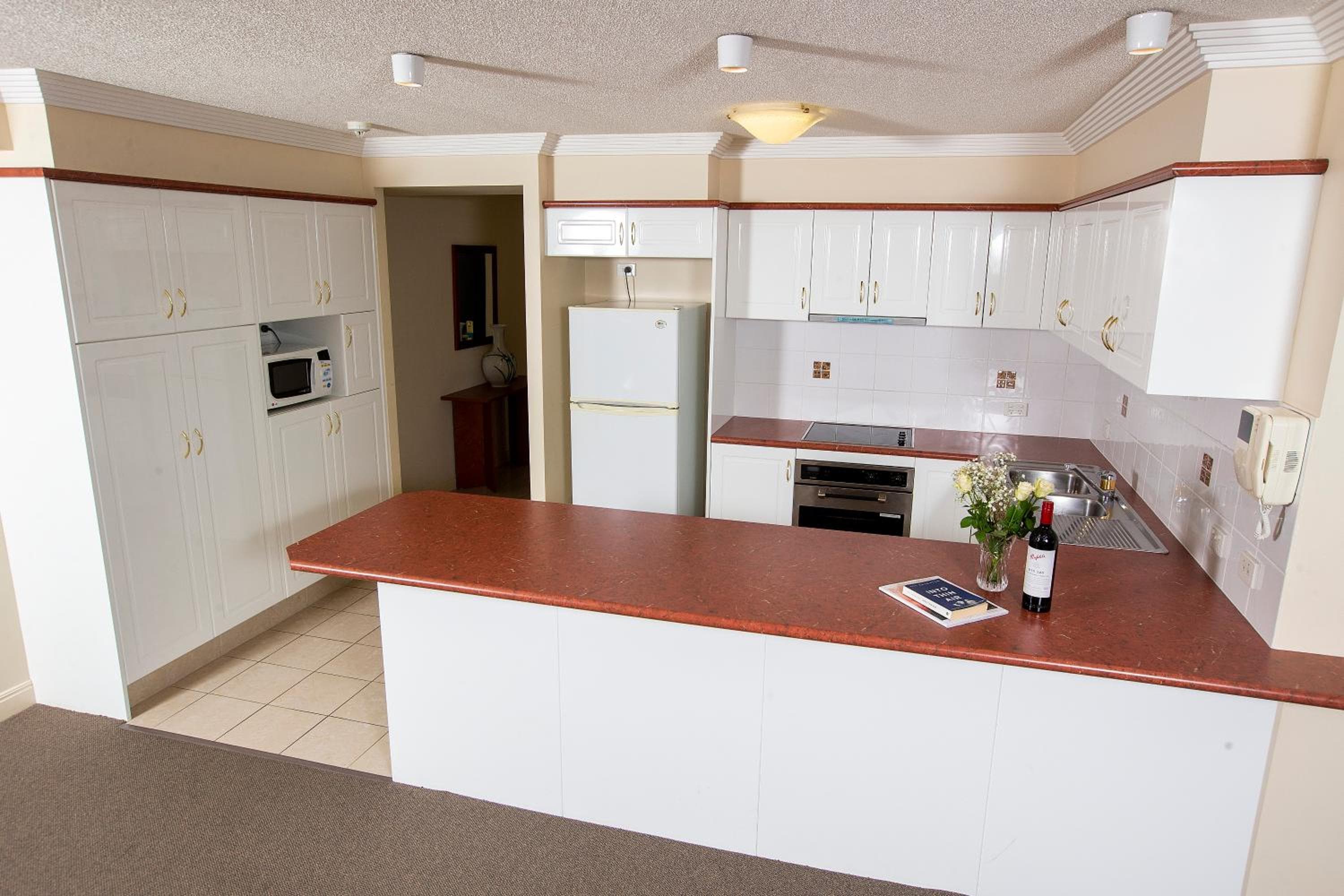 Springwood Tower Apartment Hotel, Springwood, photo 2