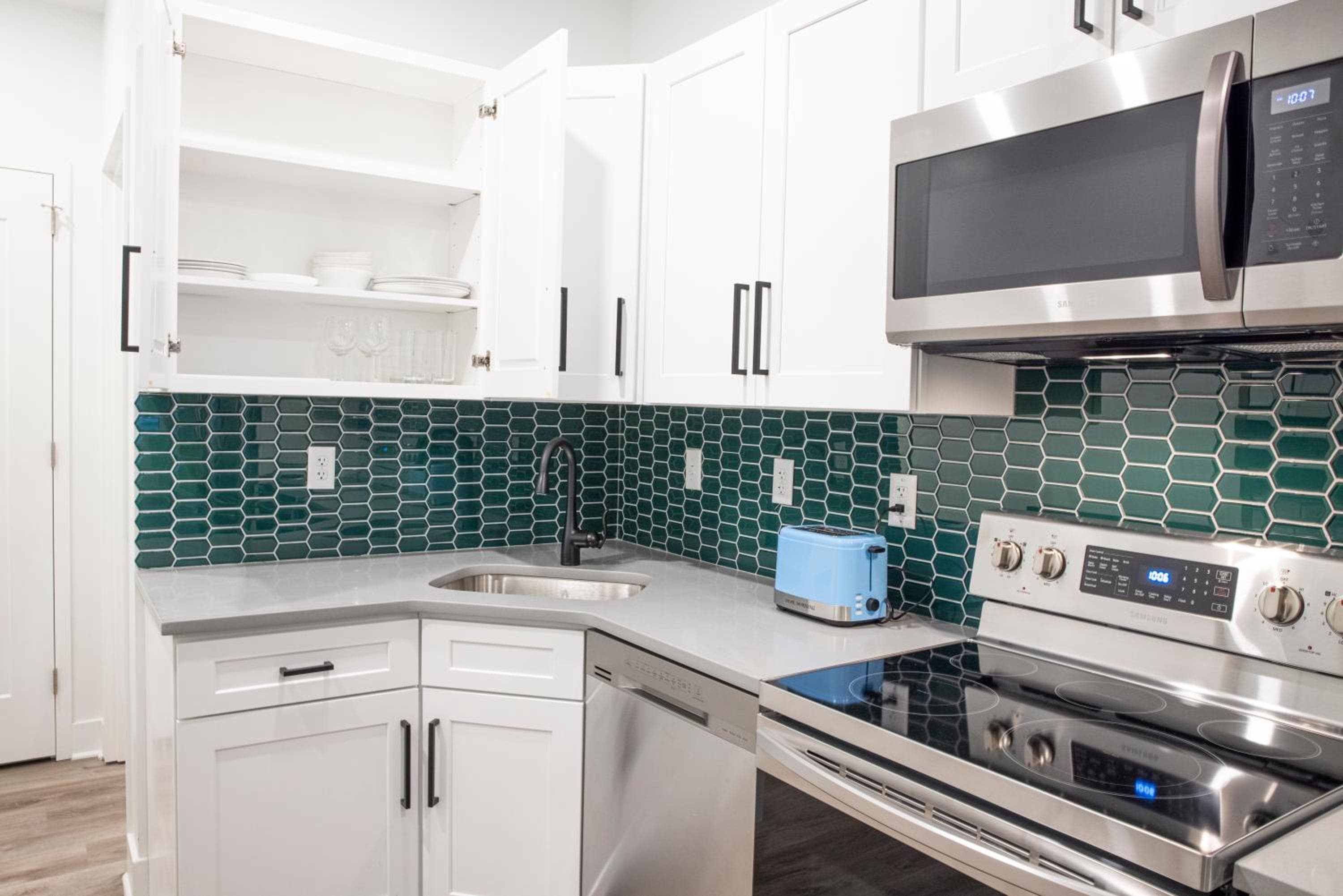 Peachtree Suites - Jersey City, Jersey City, photo 4