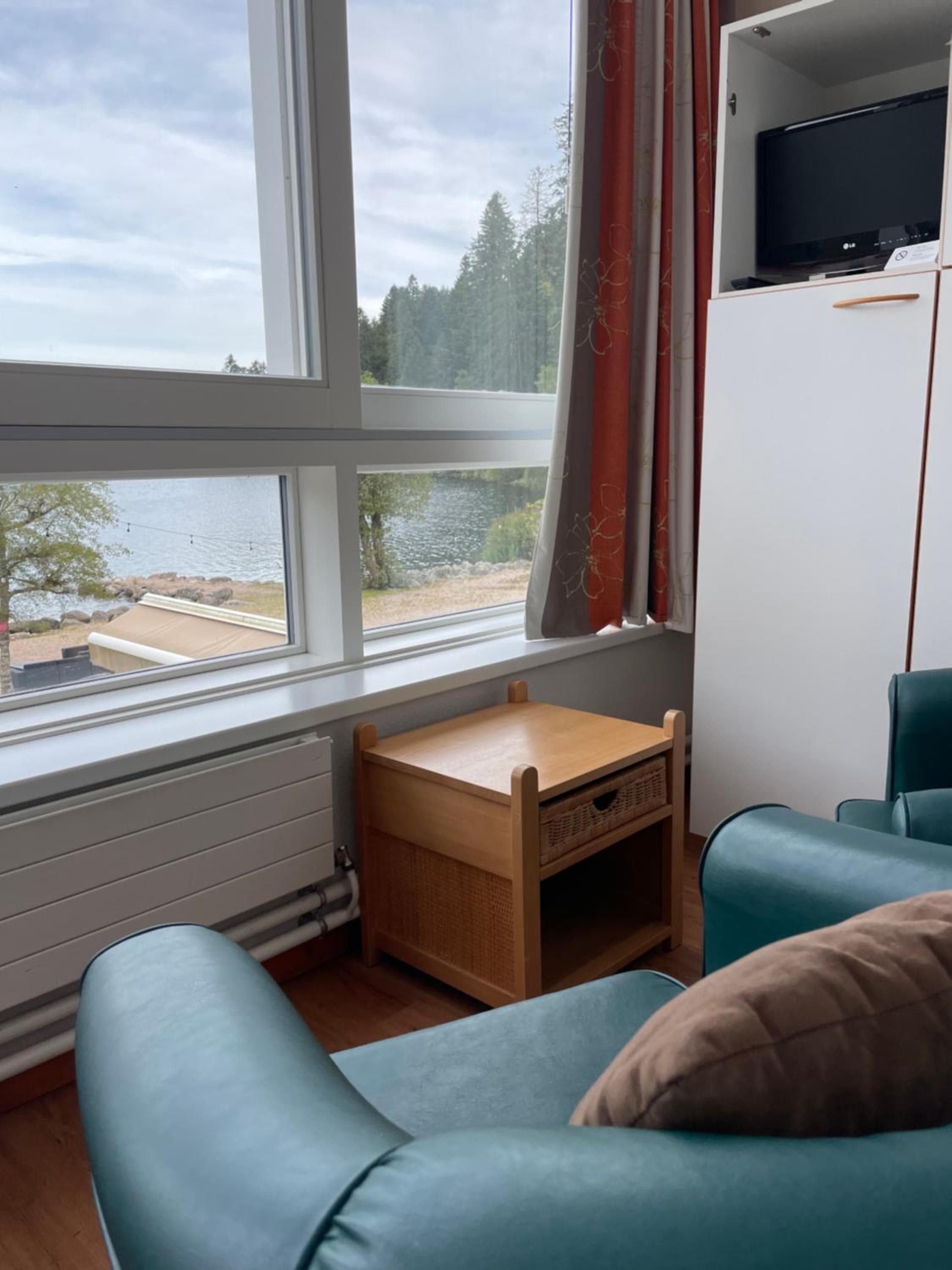 Appart'Hôtel LIDO au bord de l'eau, Gérardmer, photo 5