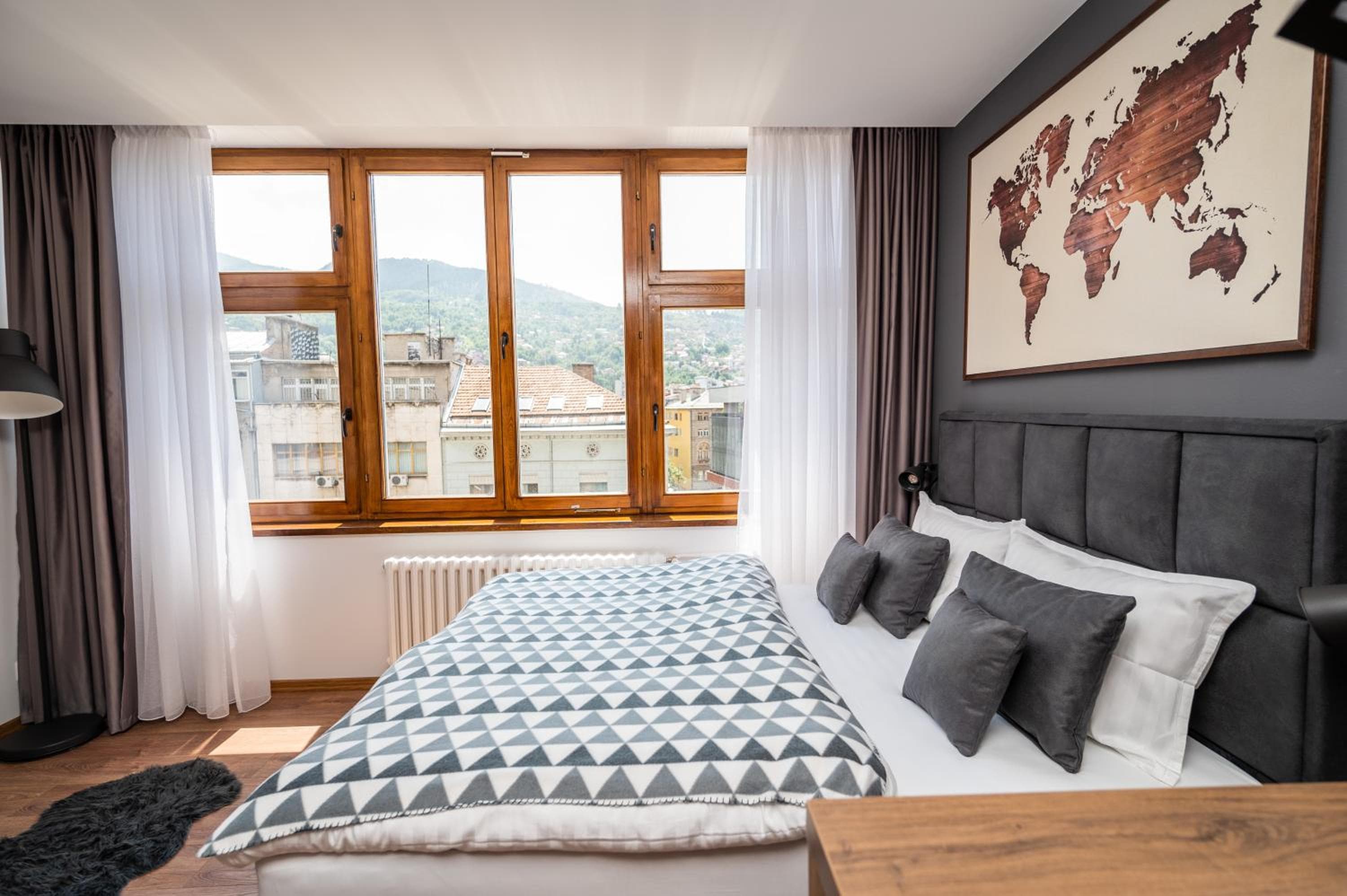 Modern and Bright Apartments - Main Street, Sarajevo, photo 6