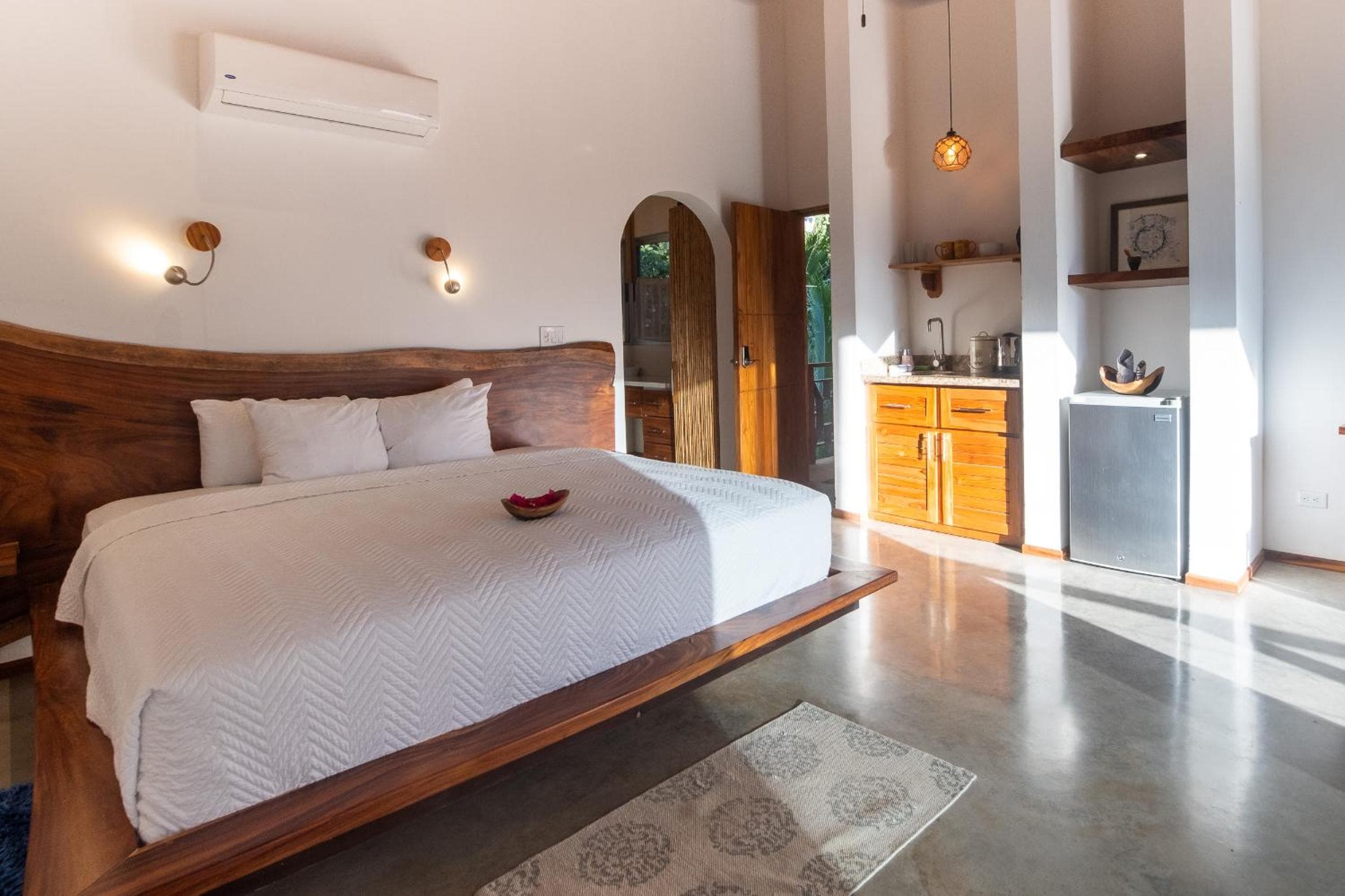 Iluminar Beachfront Suites, Nosara, photo 2