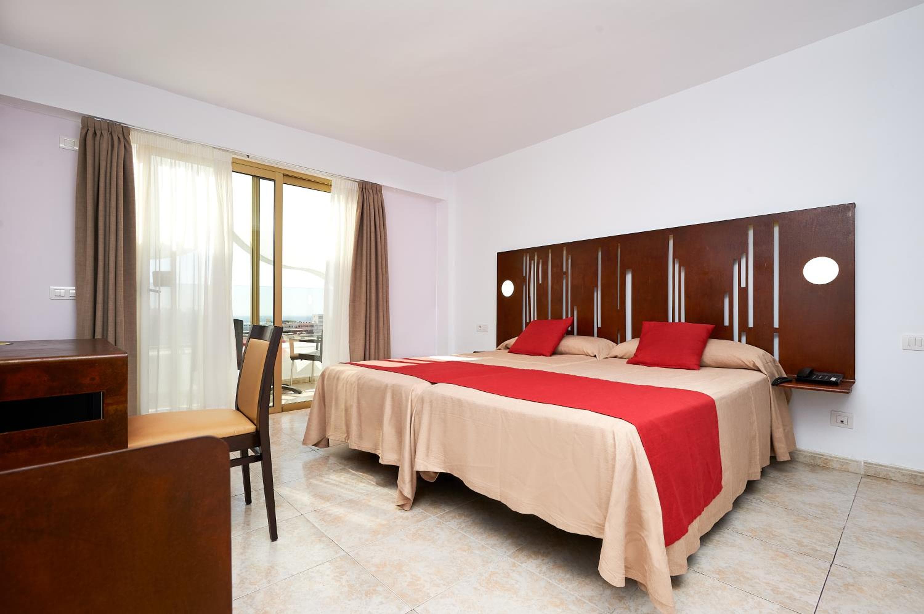 Kn Aparthotel Columbus, Playa de las Americas, photo 5