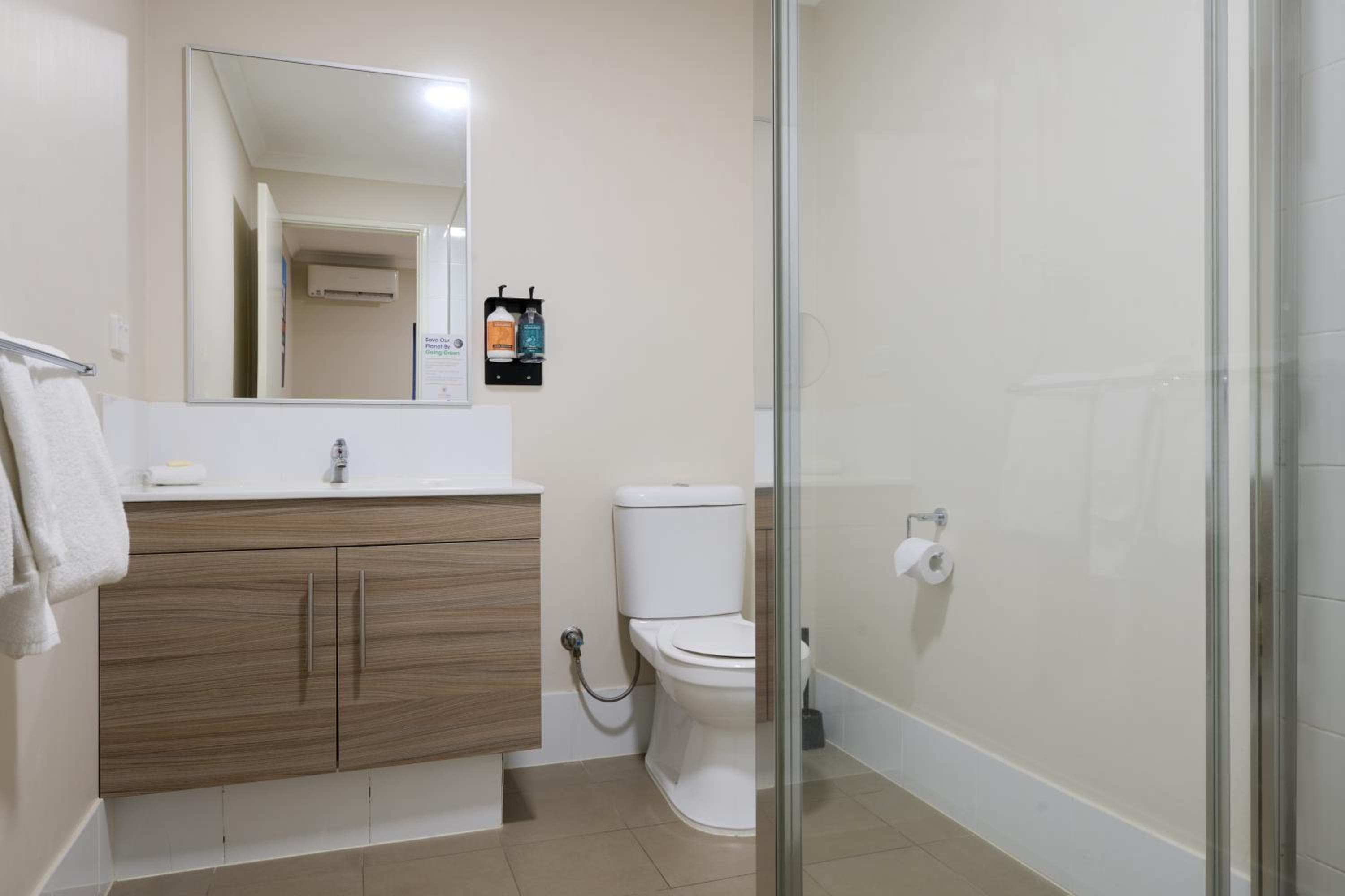 Airport Apartments by Vetroblu, Perth, photo 5