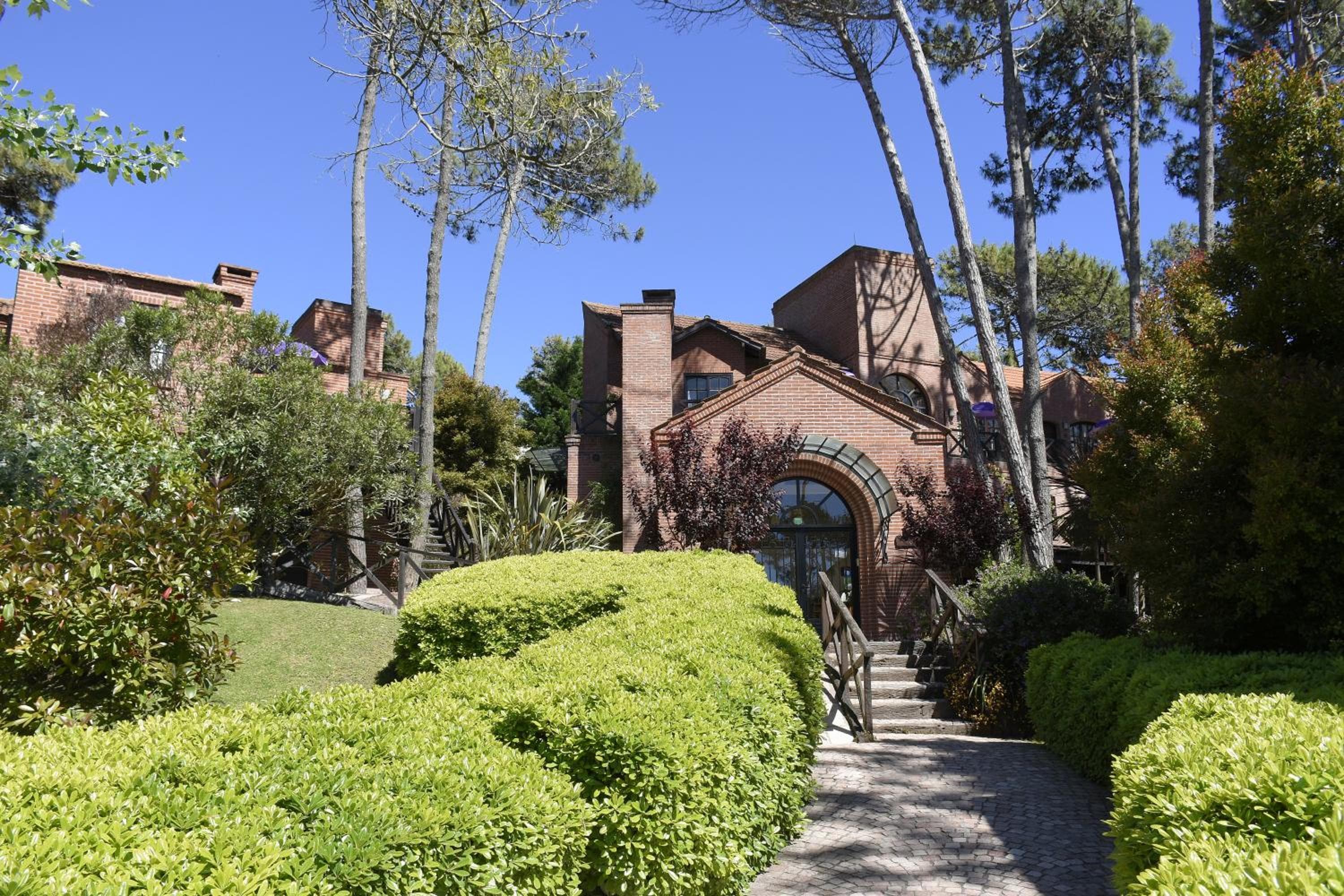 Apart Hotel Las Hadas Carilo, Carilo