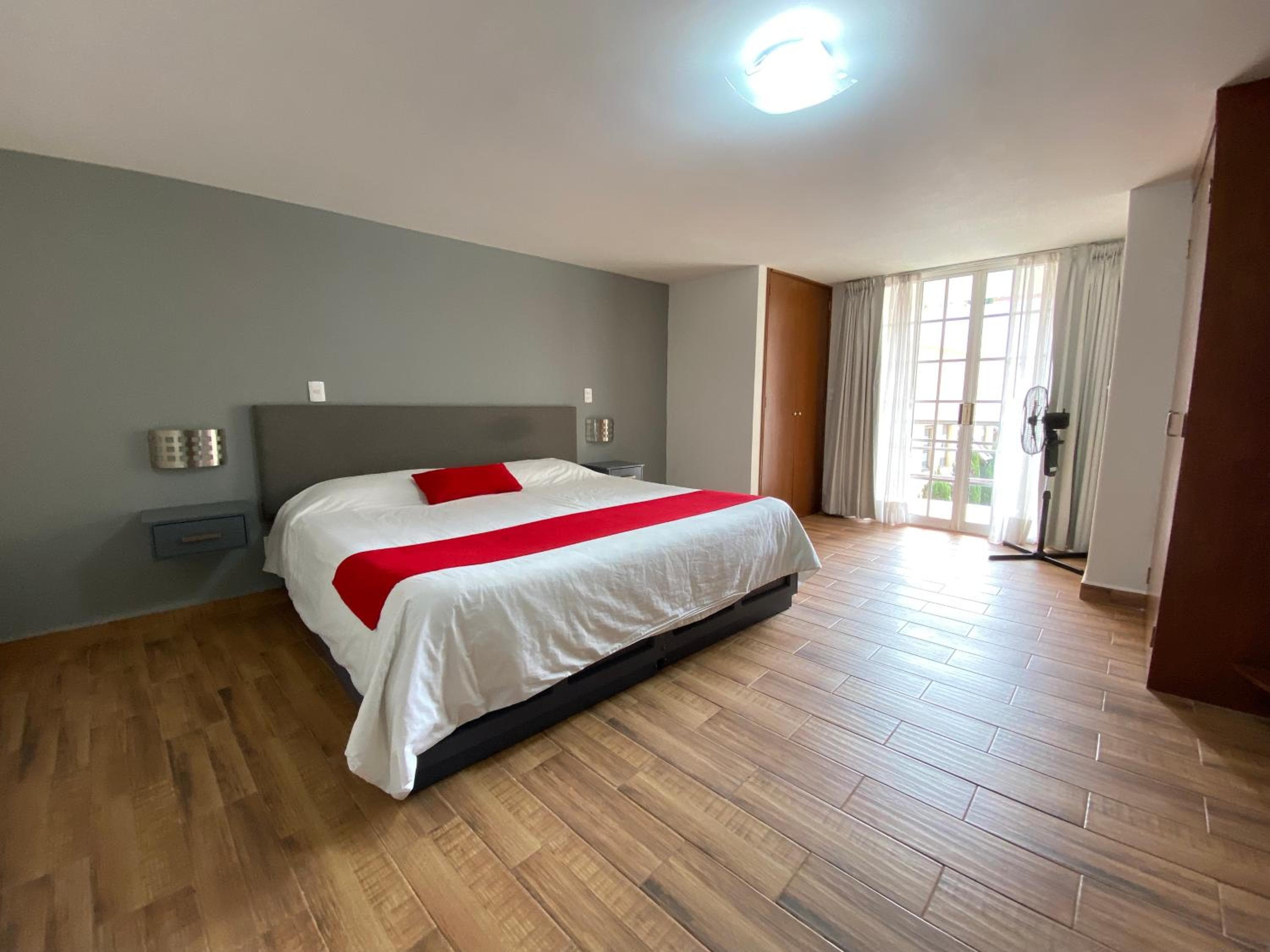 Grupo Kings Suites - Bosques de Duraznos 78, Mexico City, photo 6