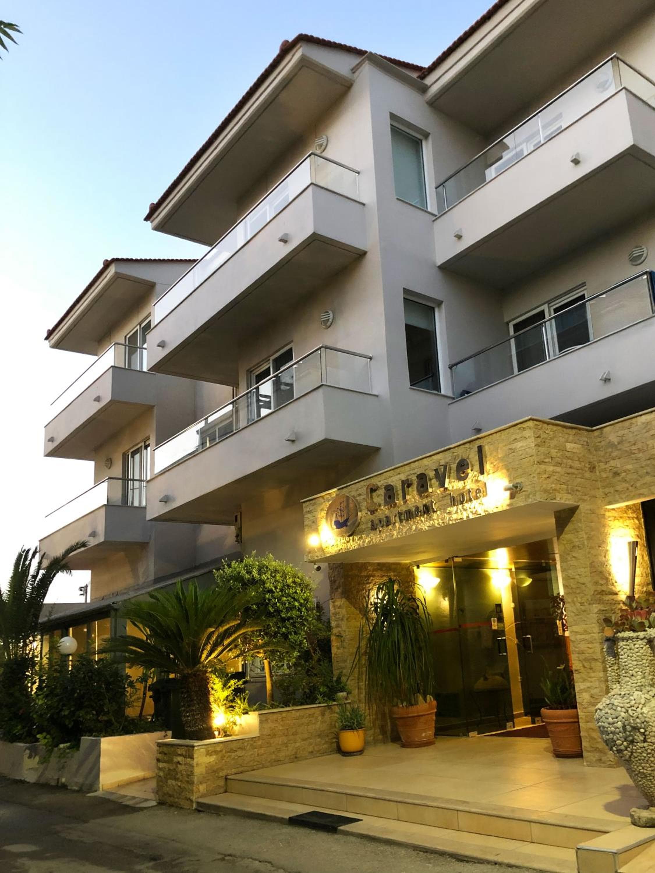 Caravel Hotel Apartments, Ixia