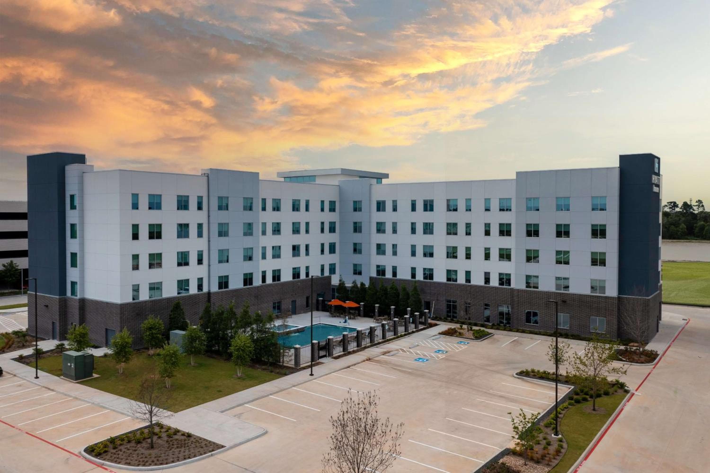 Hyatt House The Woodlands-Shenandoah, Conroe, photo 5
