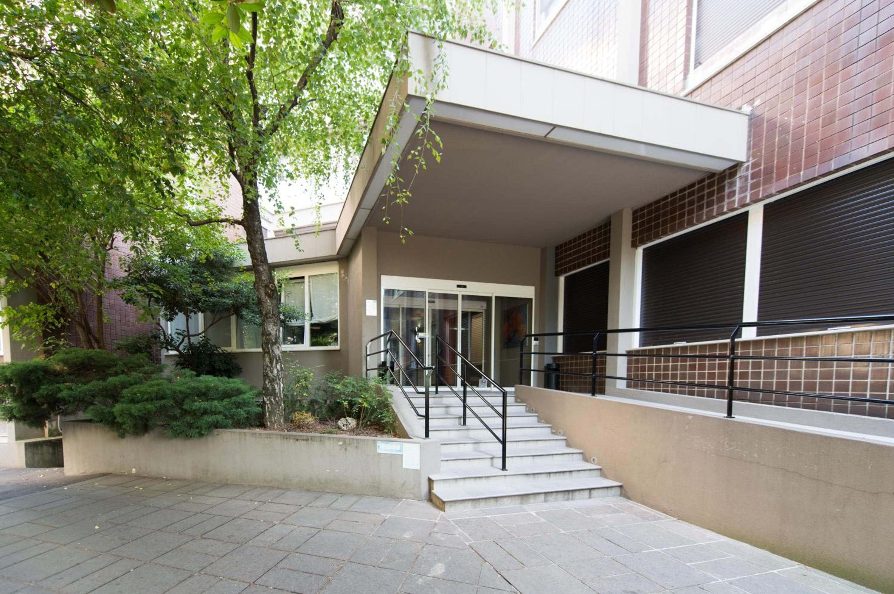 Residenza Cenisio, Milan