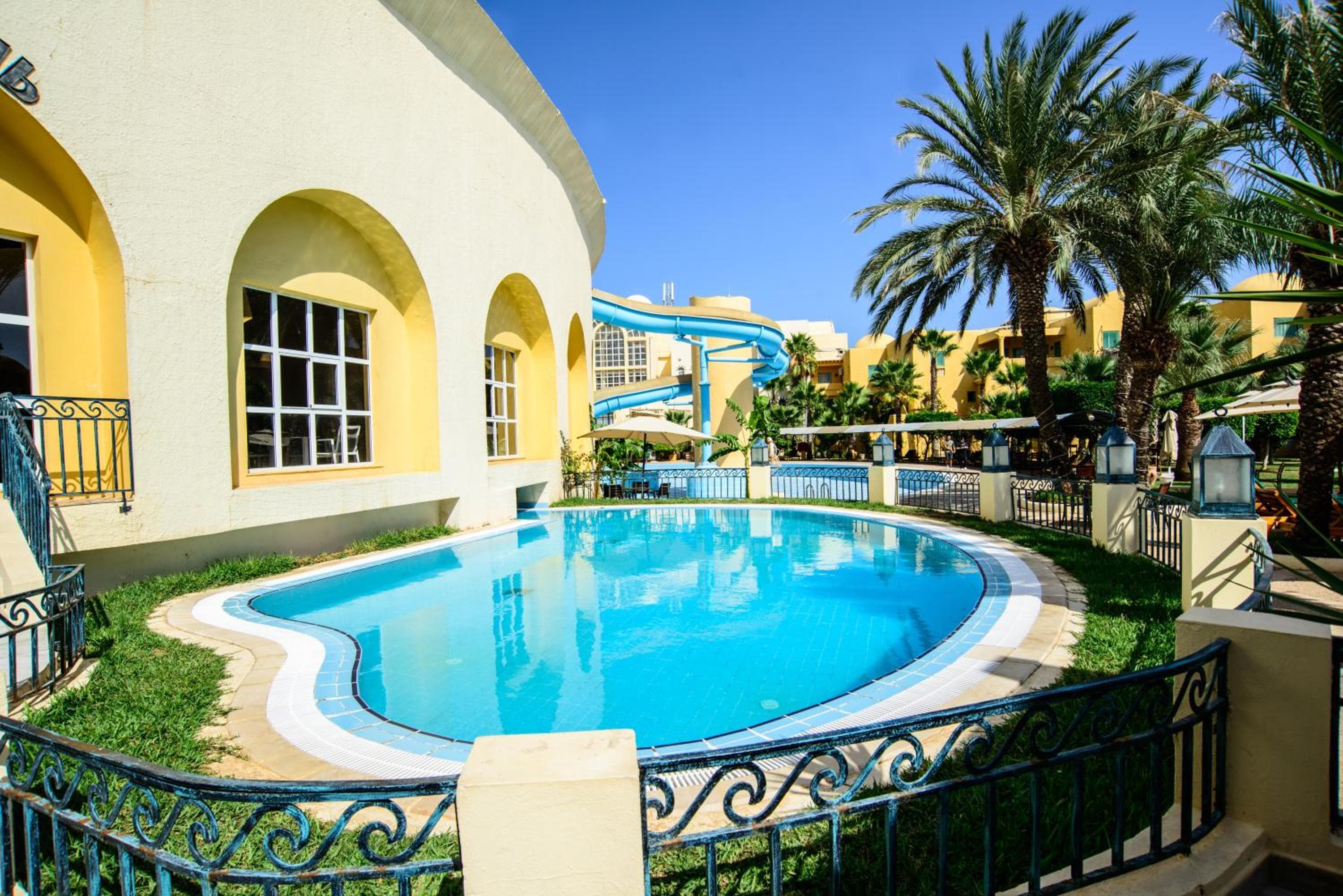 Suites Hôtel Les Charmilles & Spa, Tunis, photo 2