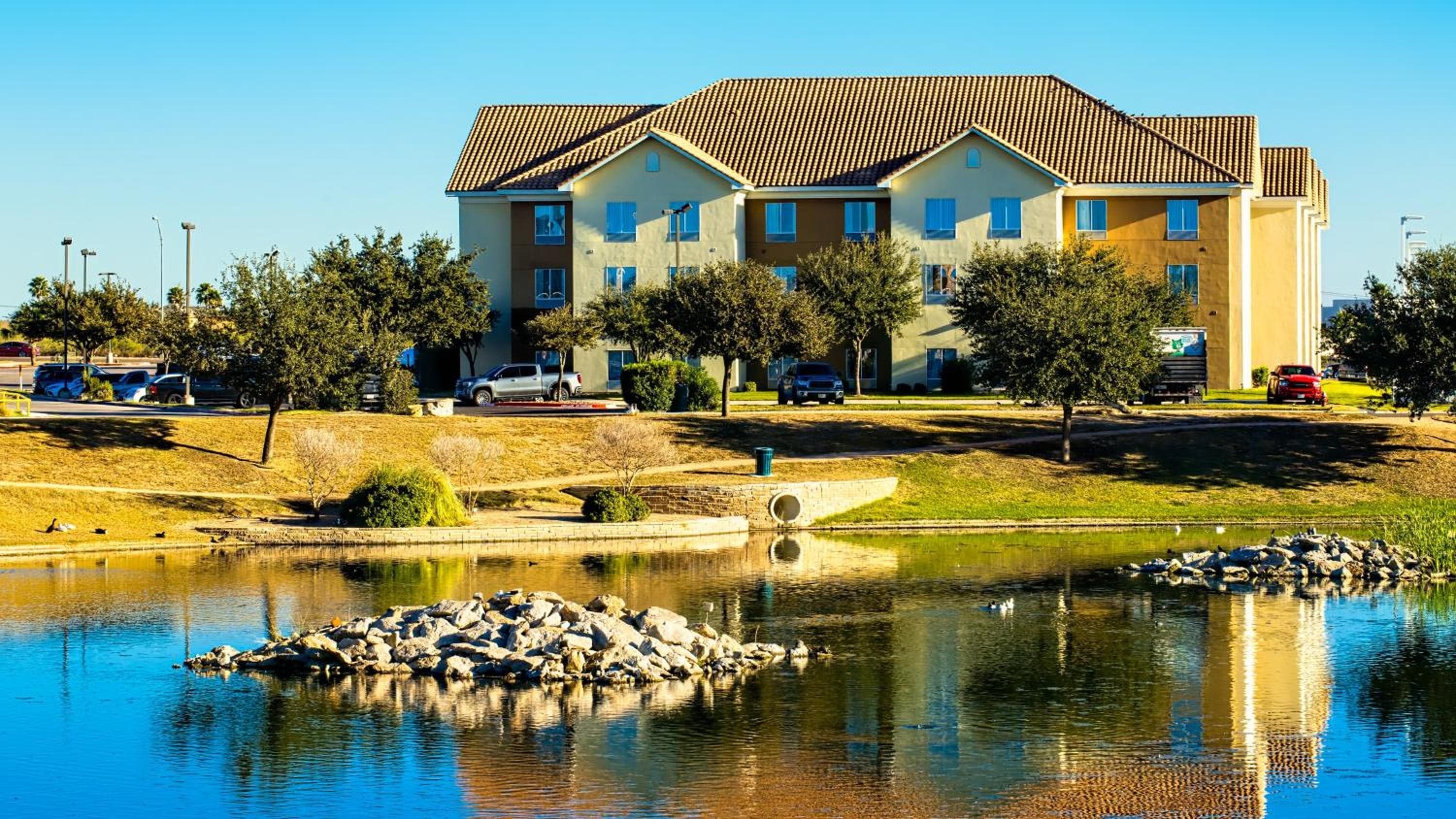Staybridge Suites Laredo by IHG, Laredo, photo 3